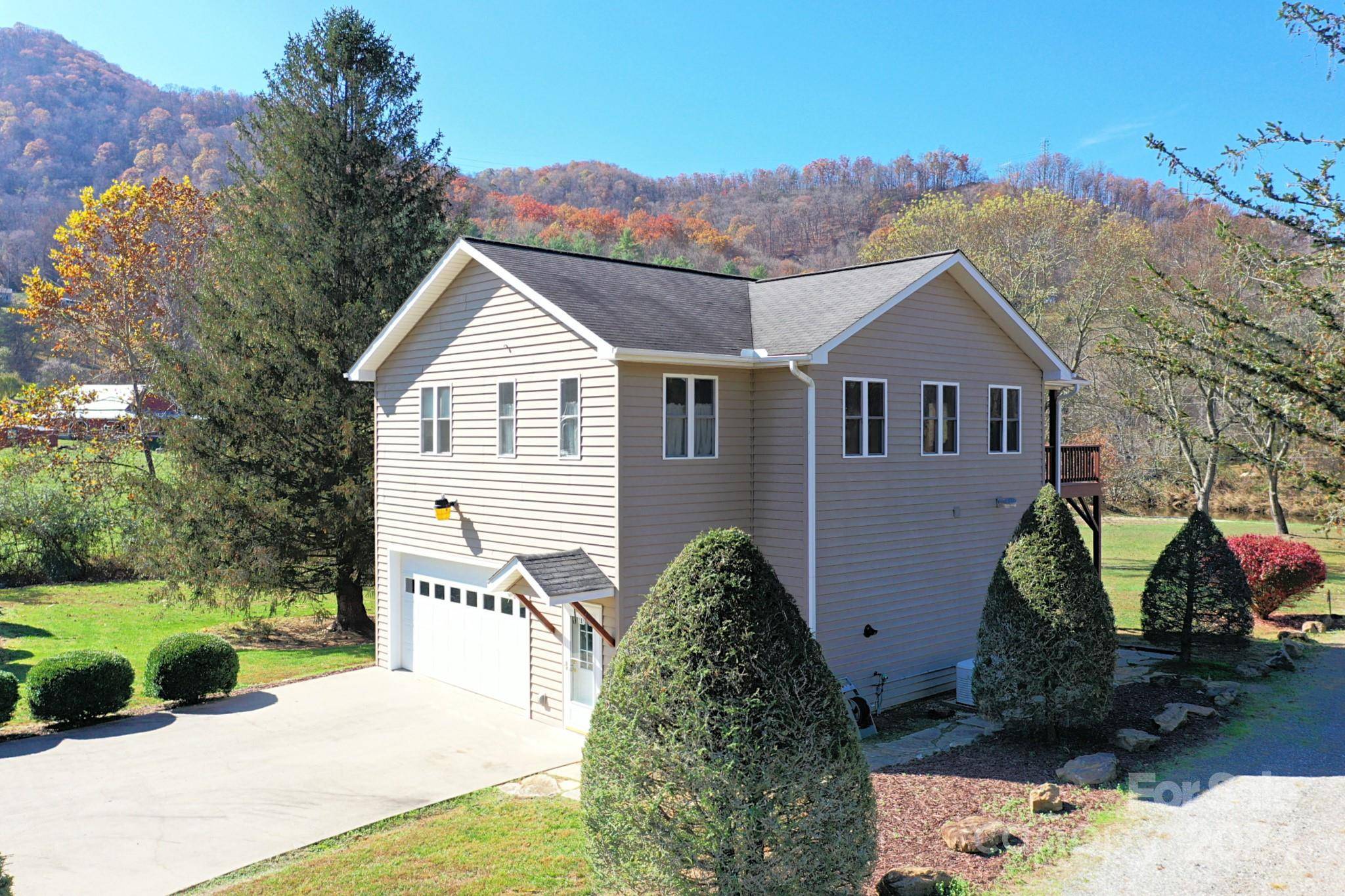 Cullowhee, NC 28723,219 Bugle Boy DR