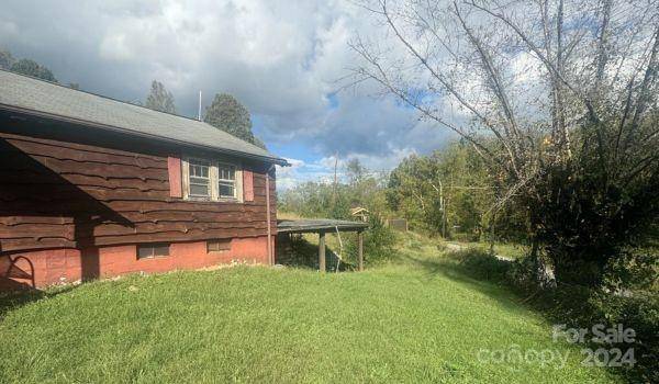 Lenoir, NC 28645,1526 Wakefield DR NW