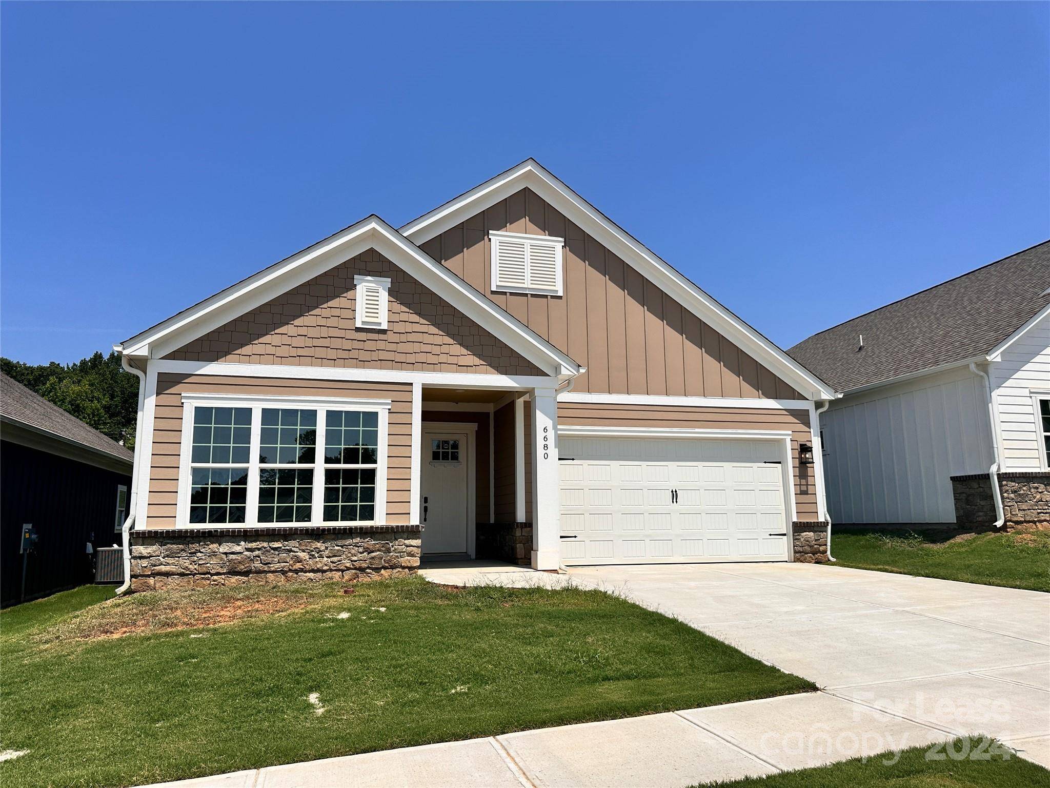 Sherrills Ford, NC 28673,6680 Star DR #12