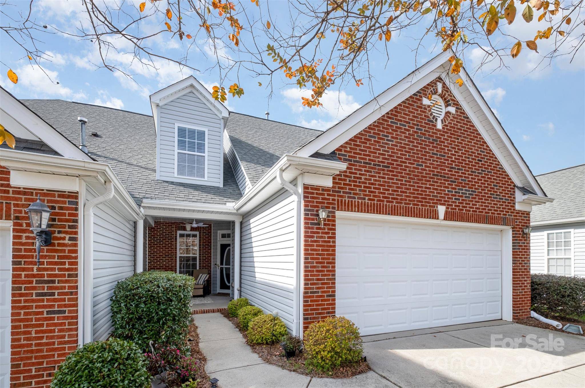 Fort Mill, SC 29708,284 Garnet CT