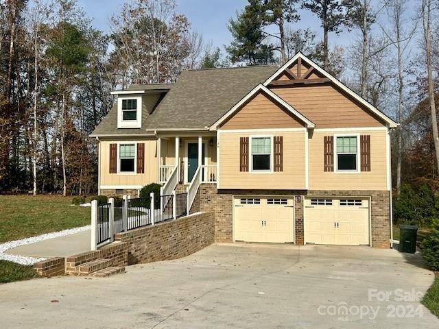 Hudson, NC 28638,138 Maplewood CT