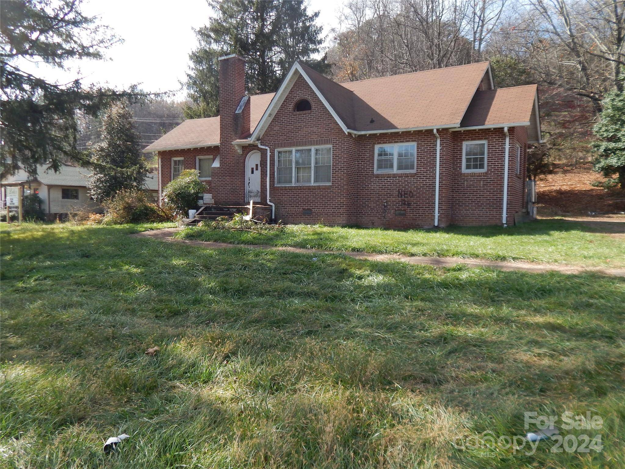 Sylva, NC 28779,9 Chaparral DR