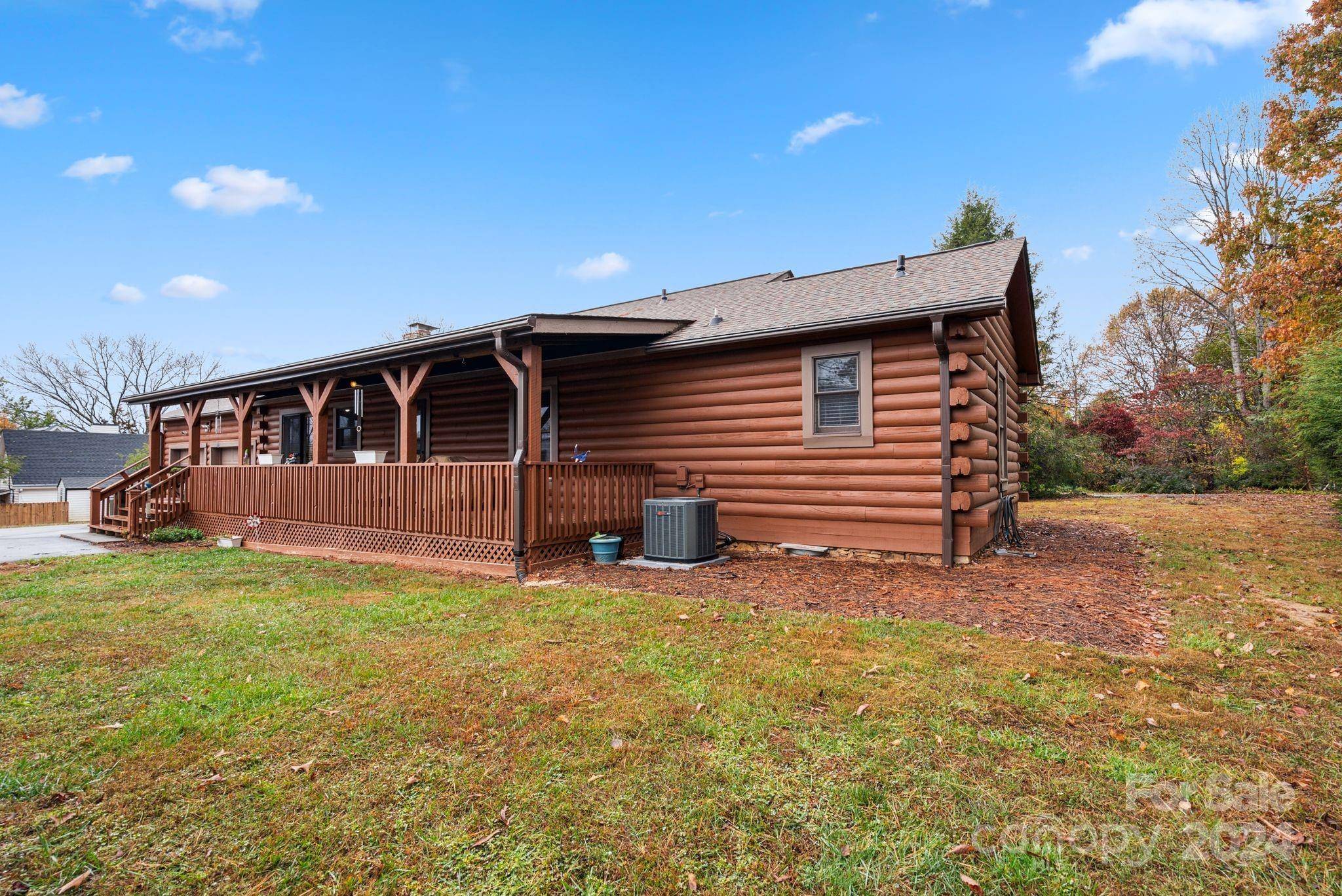 Flat Rock, NC 28731,42 Pine Tree LN