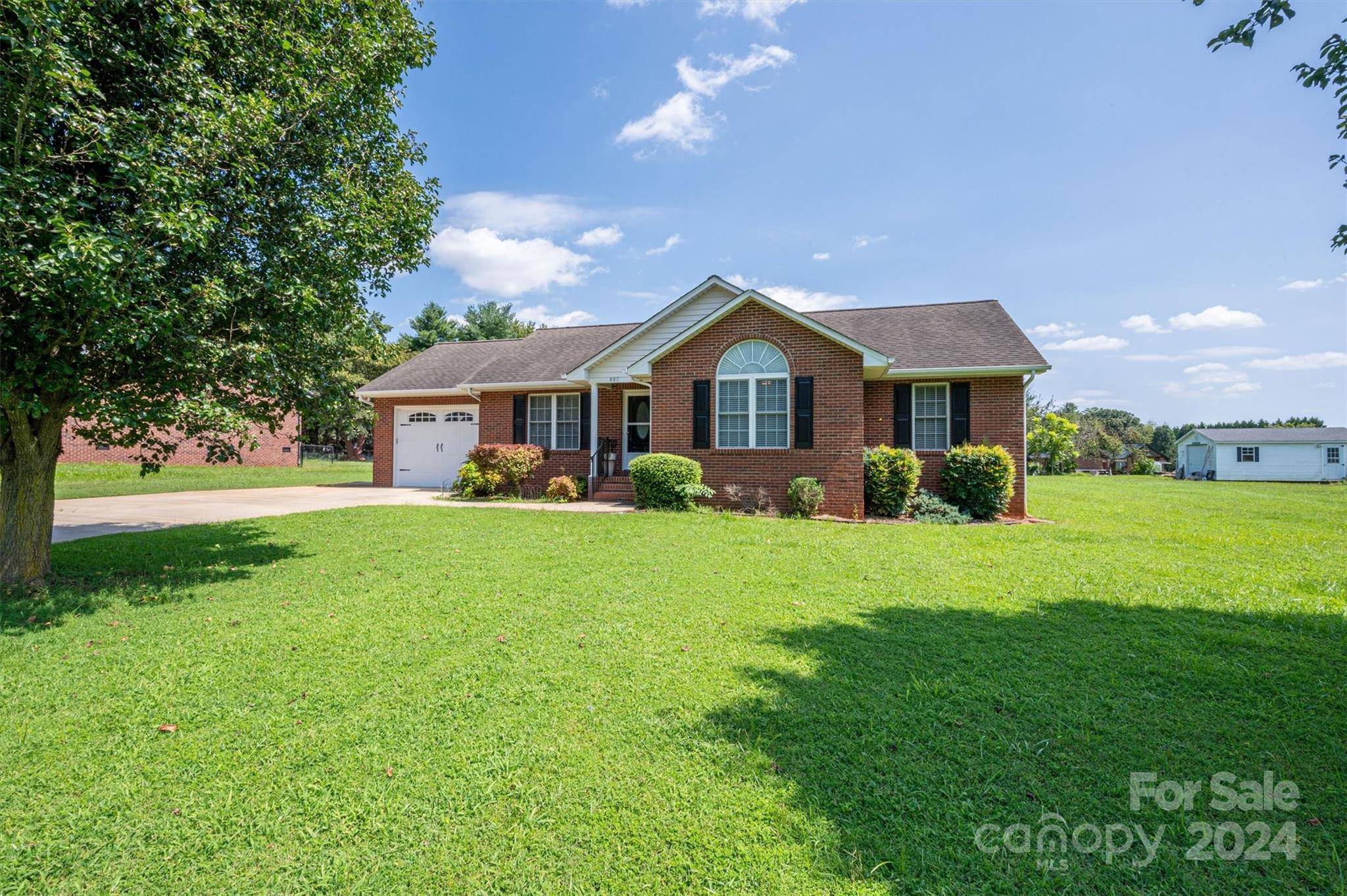 Lincolnton, NC 28092,898 Sage Field LN