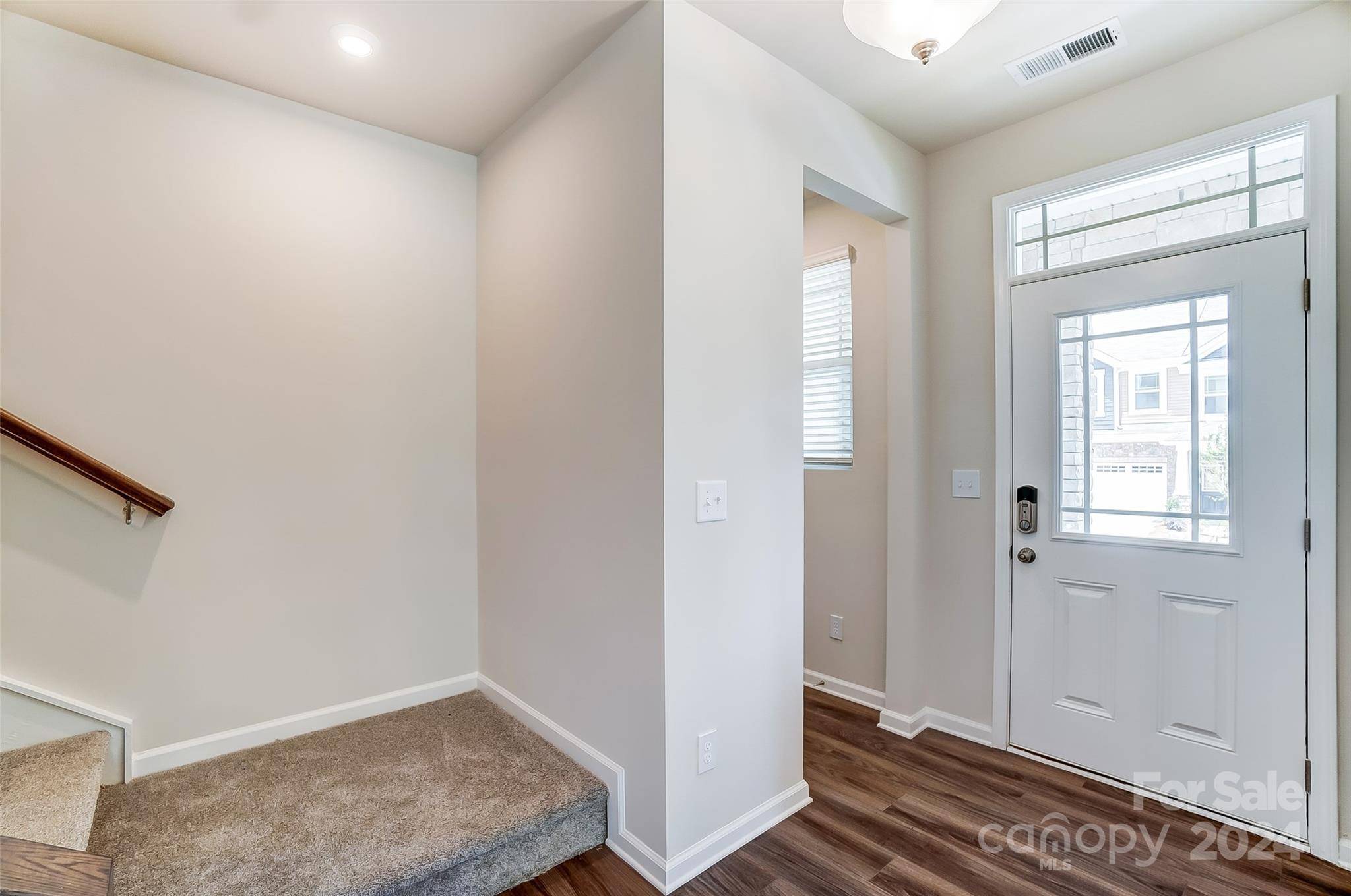 Charlotte, NC 28278,14866 Tamarack DR