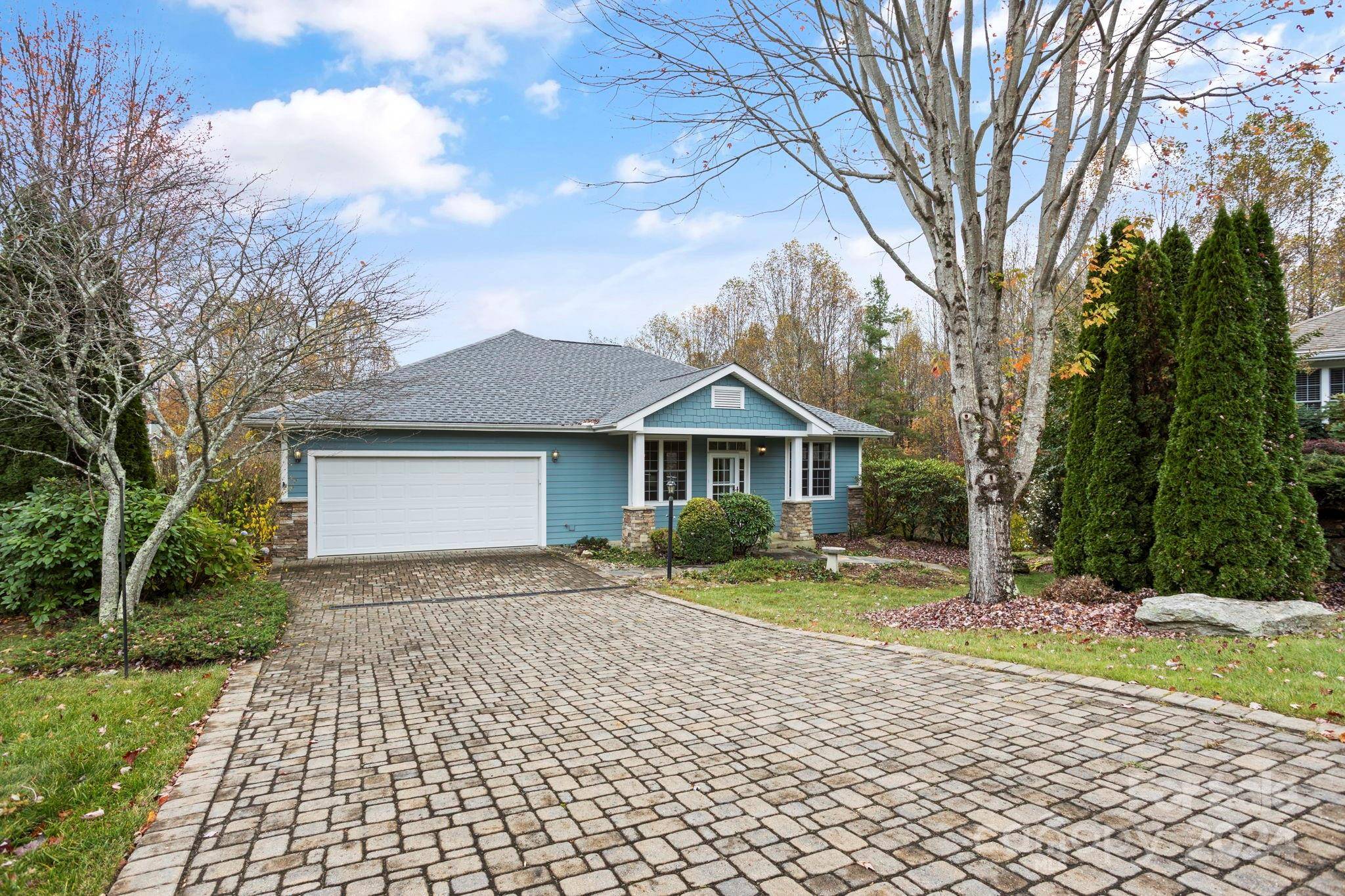 Flat Rock, NC 28731,35 Stonecrest CT