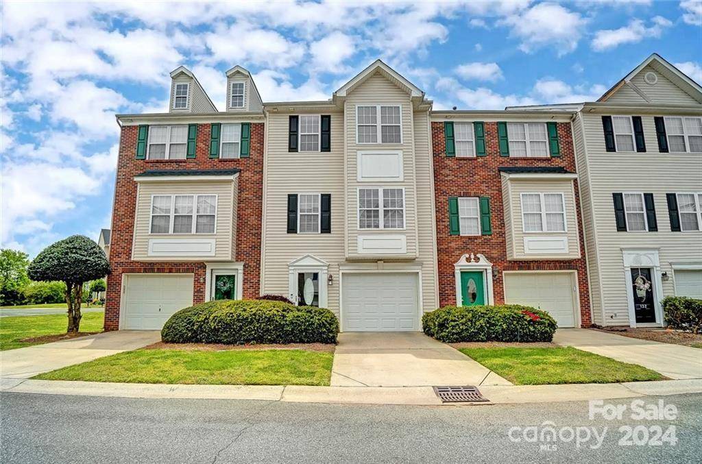 Mount Holly, NC 28120,140 Rock Ridge LN