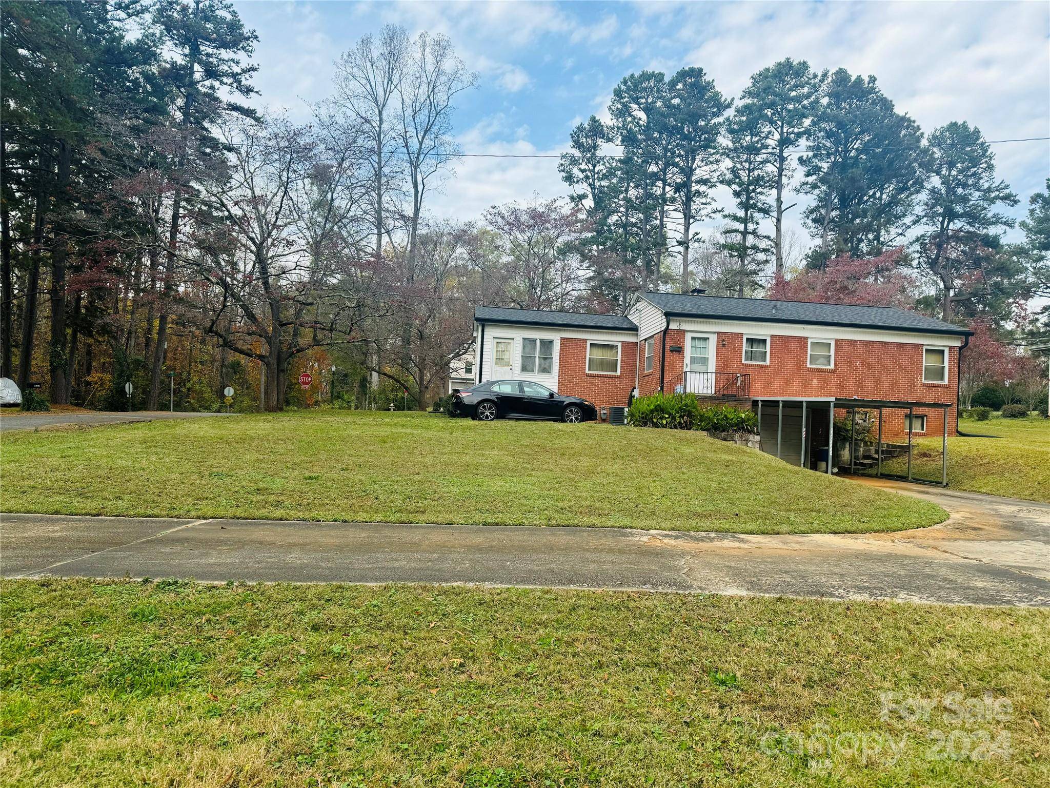 Spencer, NC 28159,911 S Spencer AVE