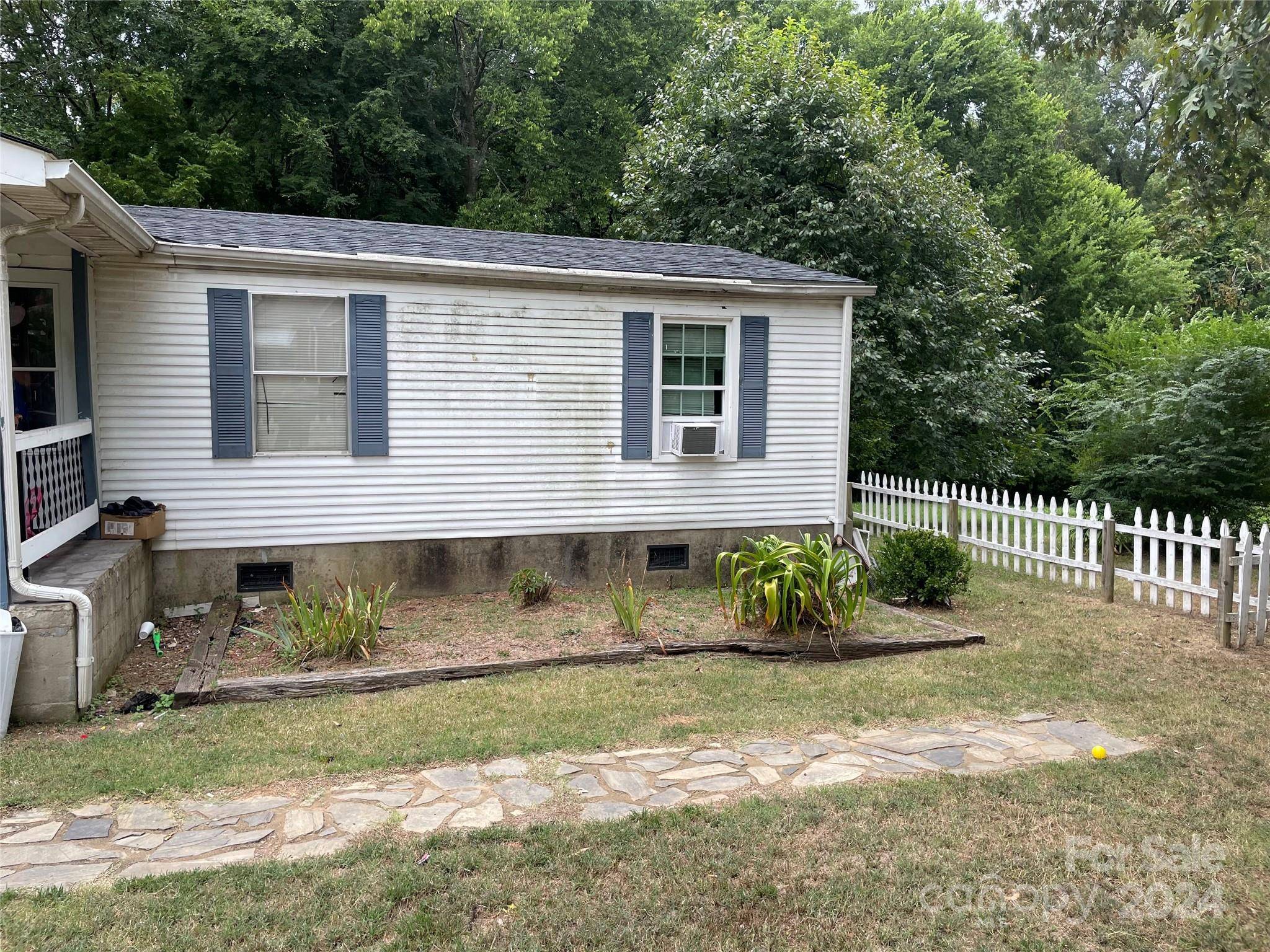 Mount Gilead, NC 27306,141 Lewis ST