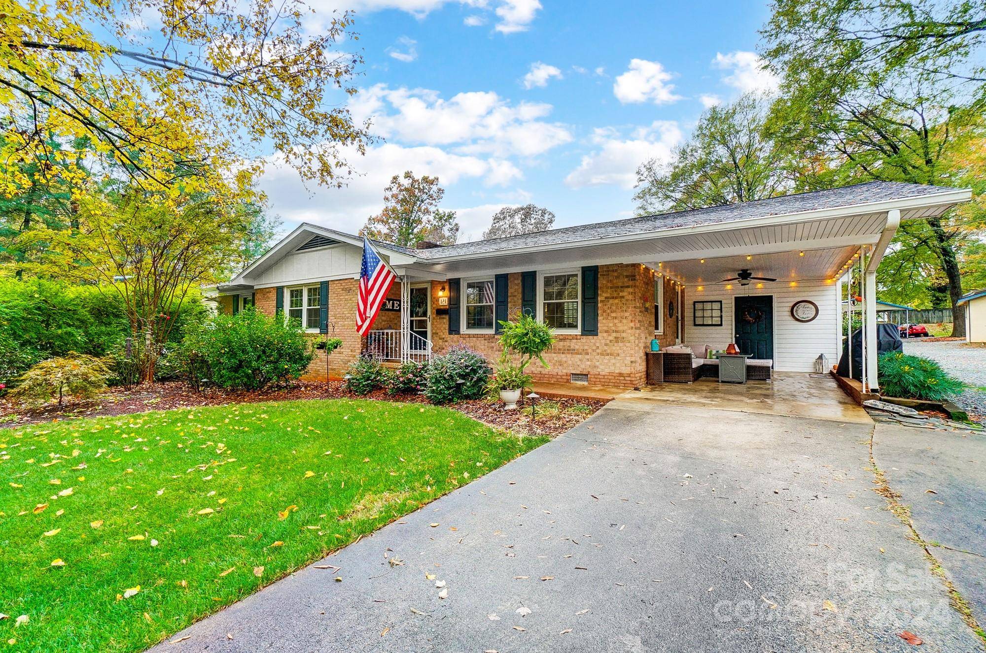 Mooresville, NC 28115,124 Manor CIR