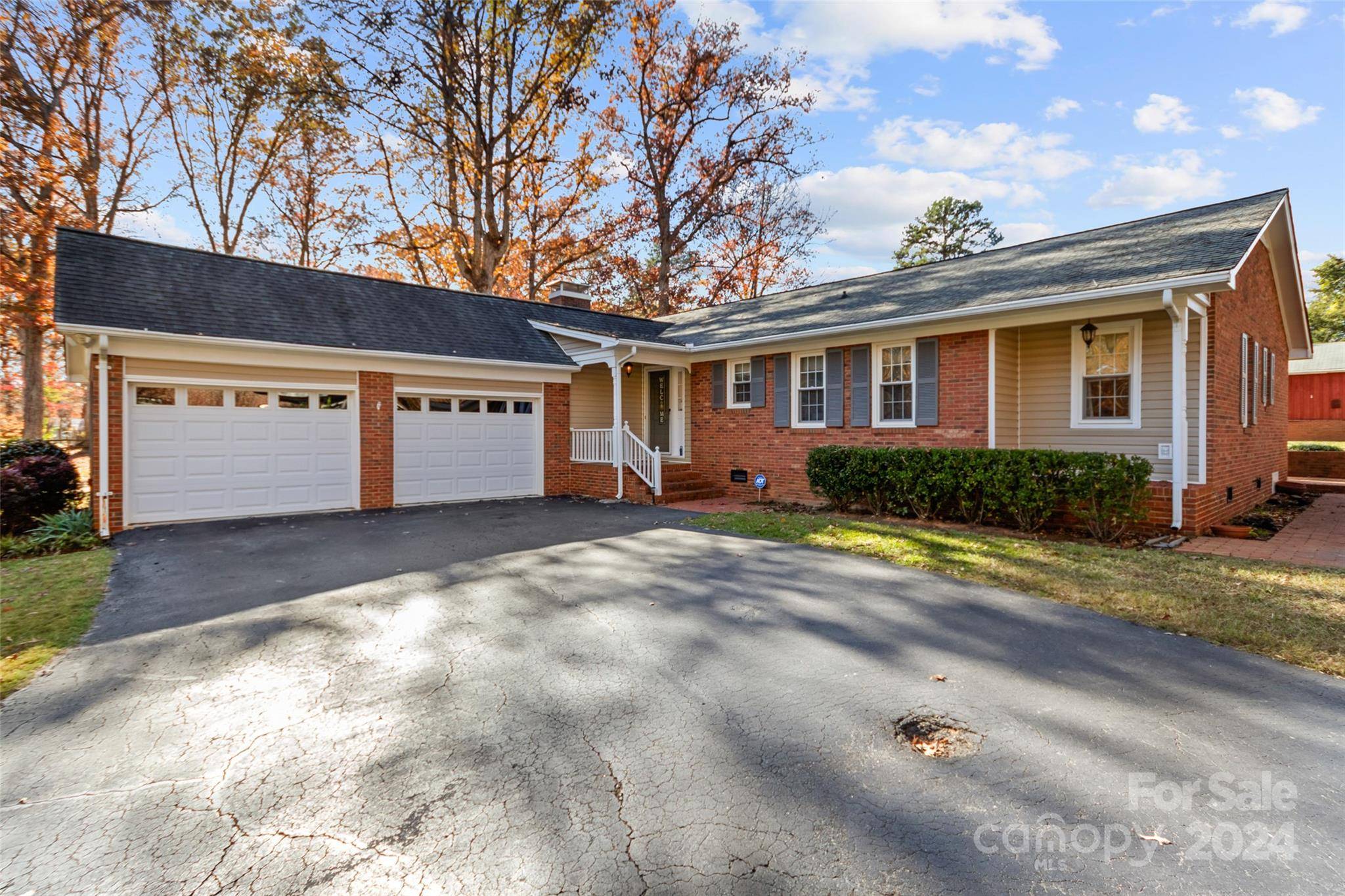 Monroe, NC 28112,1204 White Oaks CIR