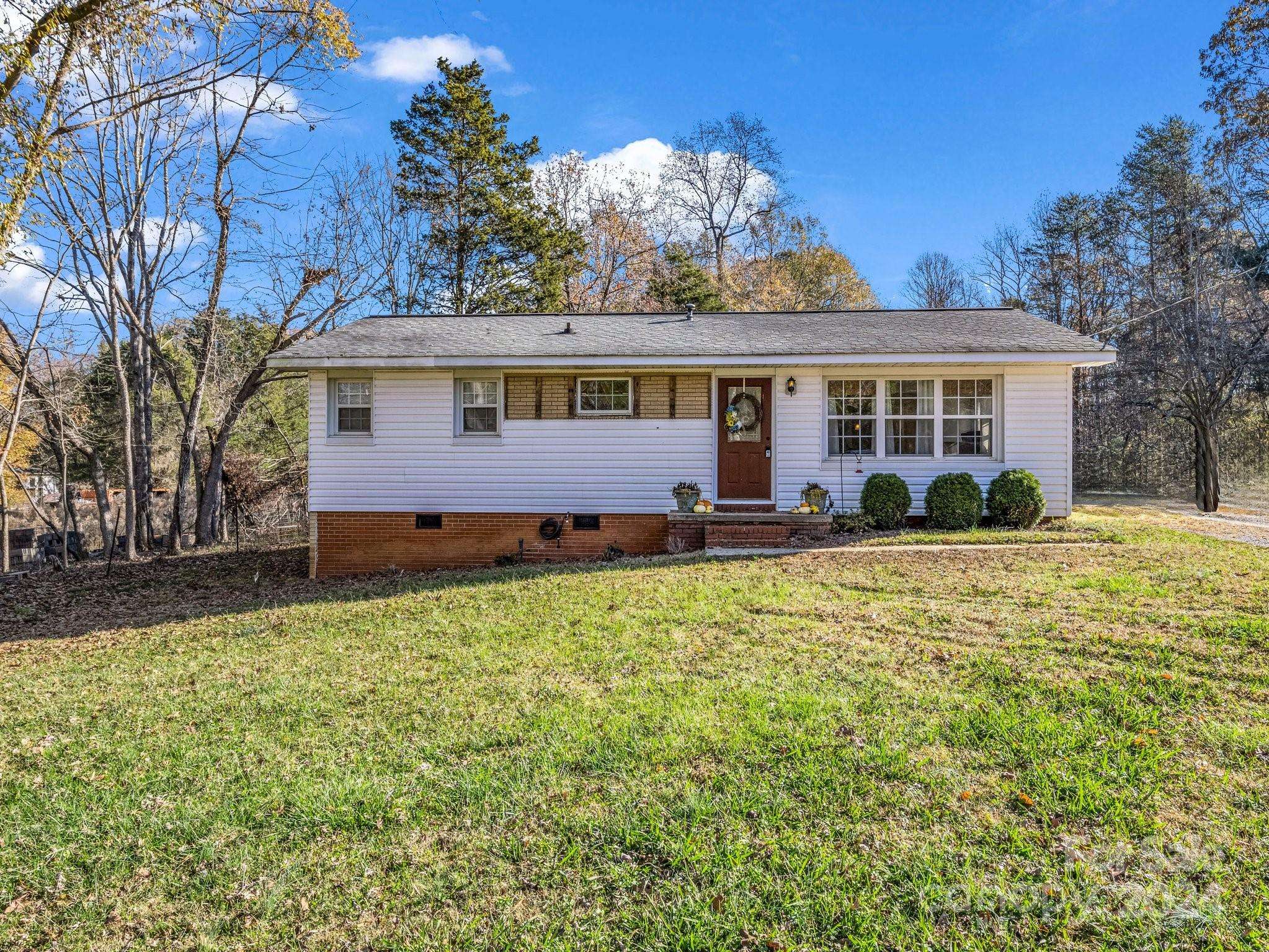 Shelby, NC 28150,1336 Lithia Springs RD