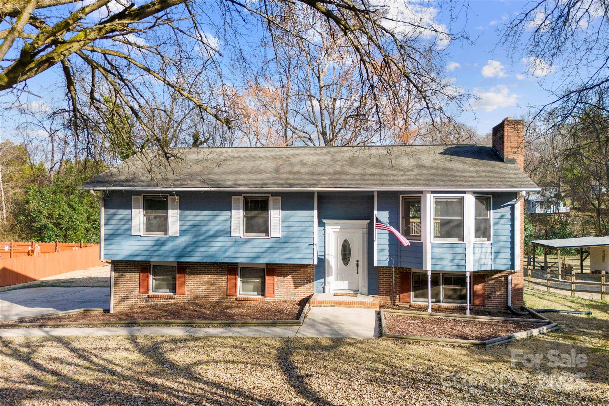 Mount Holly, NC 28120,5034 Clearwater Lake RD