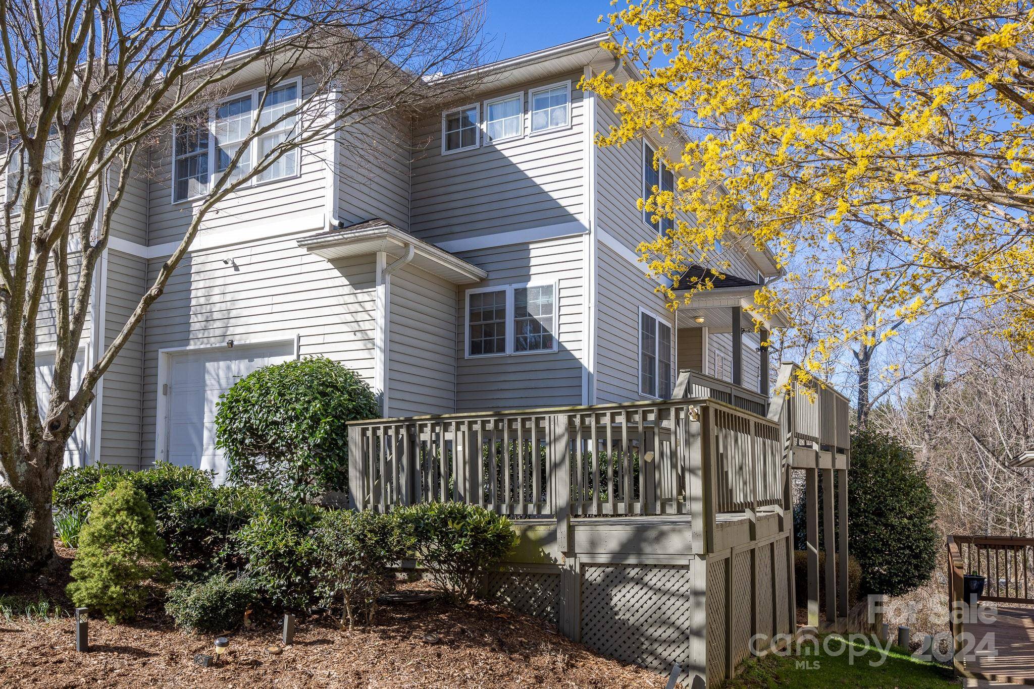 Mills River, NC 28759,37 Farm LN