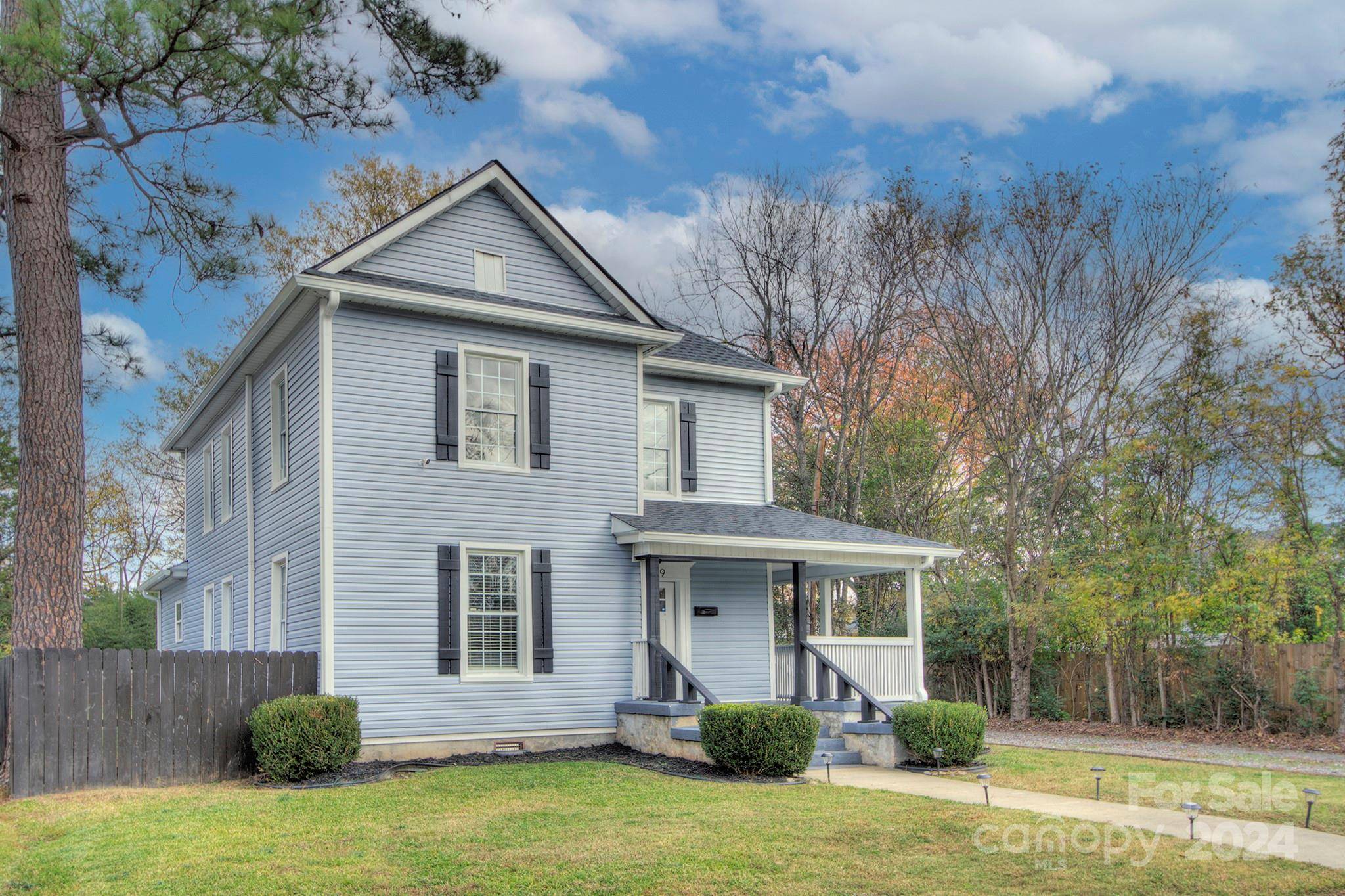 Rock Hill, SC 29730,329 State ST