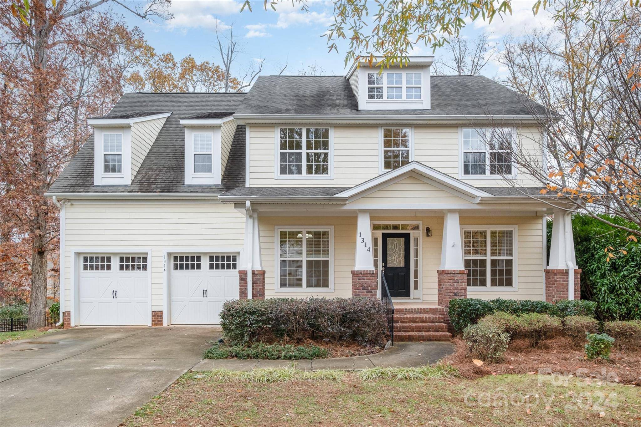 Salisbury, NC 28146,1314 Oak Leaf LN