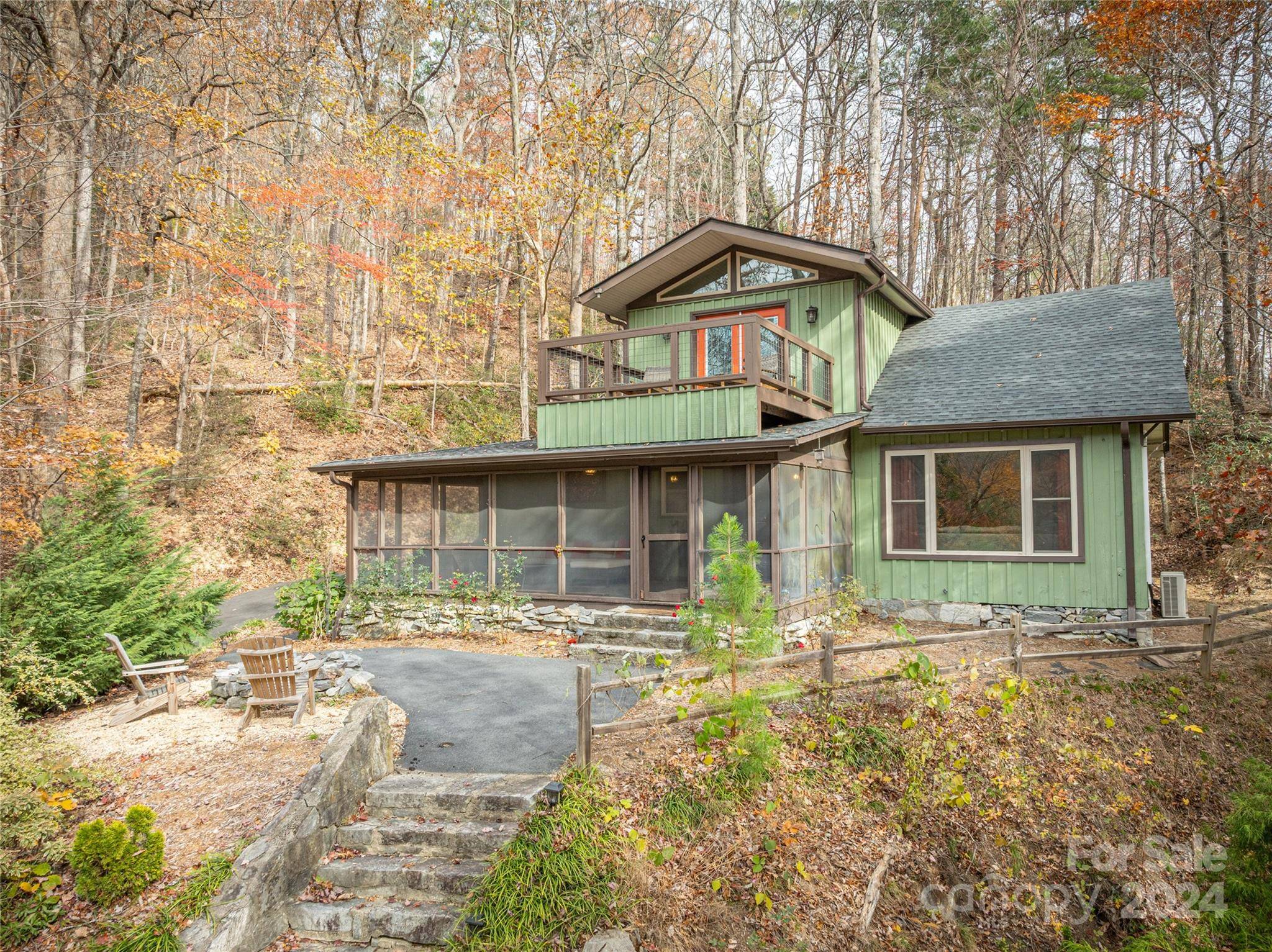 Chimney Rock, NC 28746,289 Terrace DR