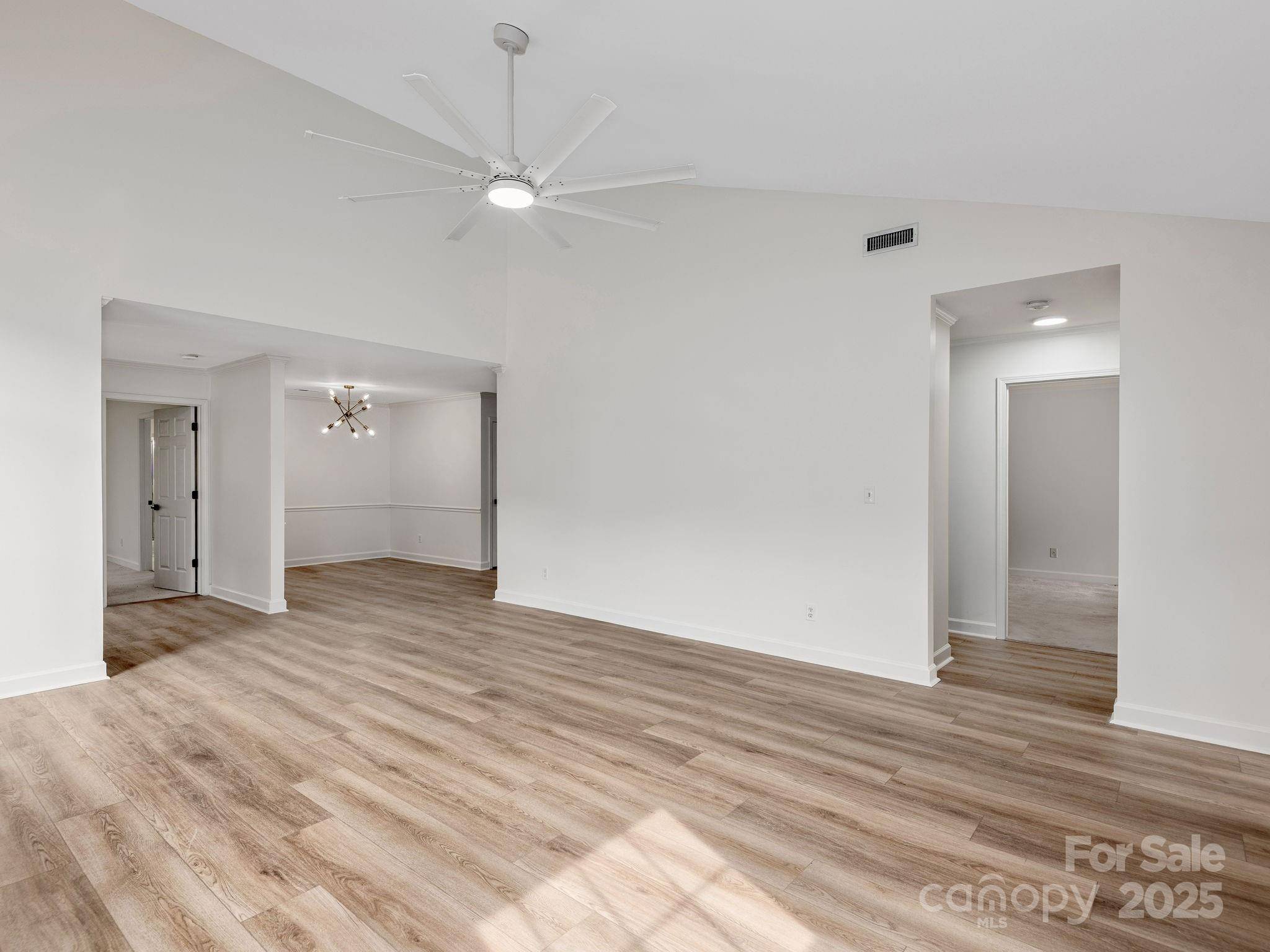 Hendersonville, NC 28792,34 Lake Pointe CIR