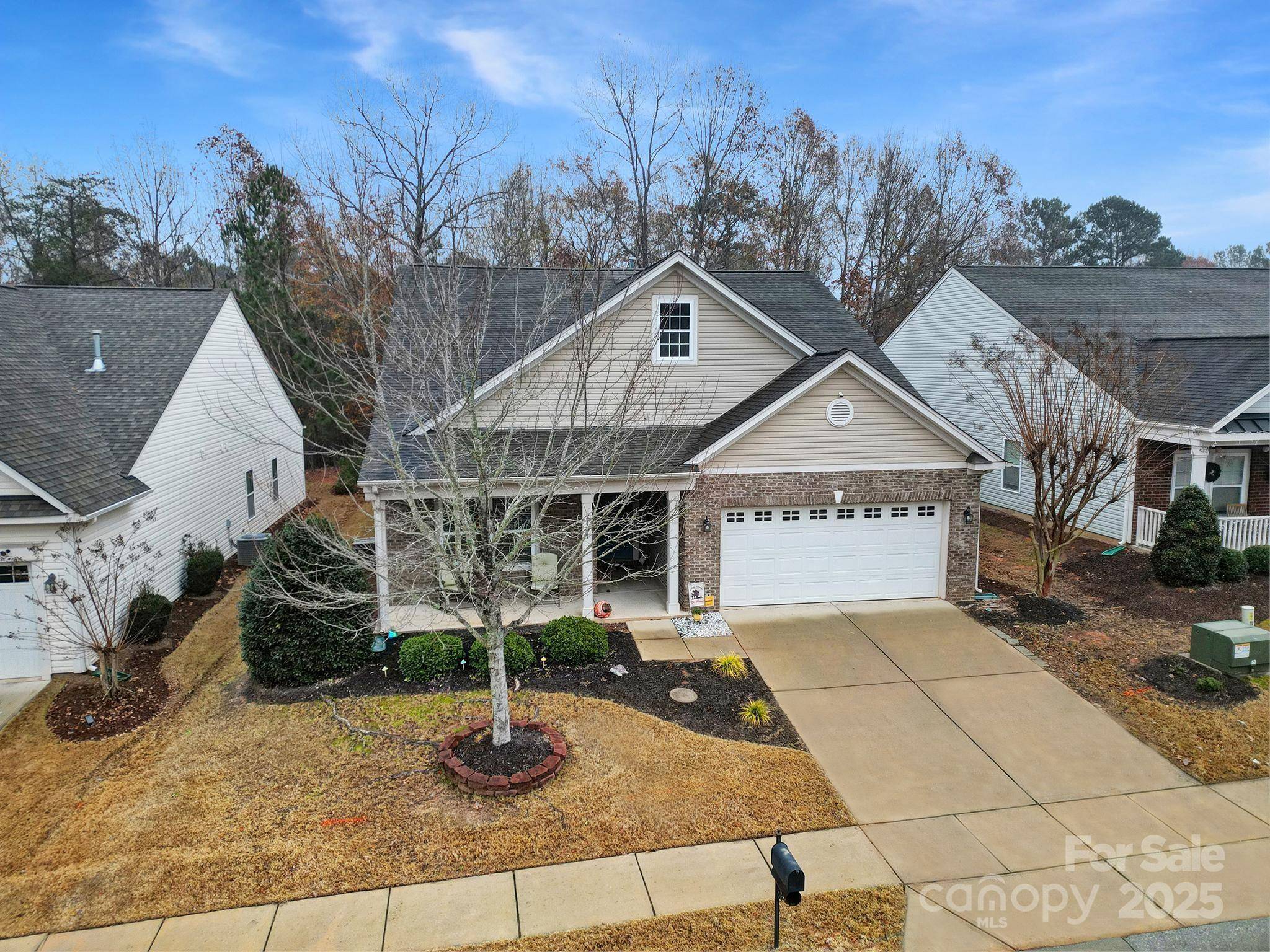 Tega Cay, SC 29708,2481 Bergamot ST