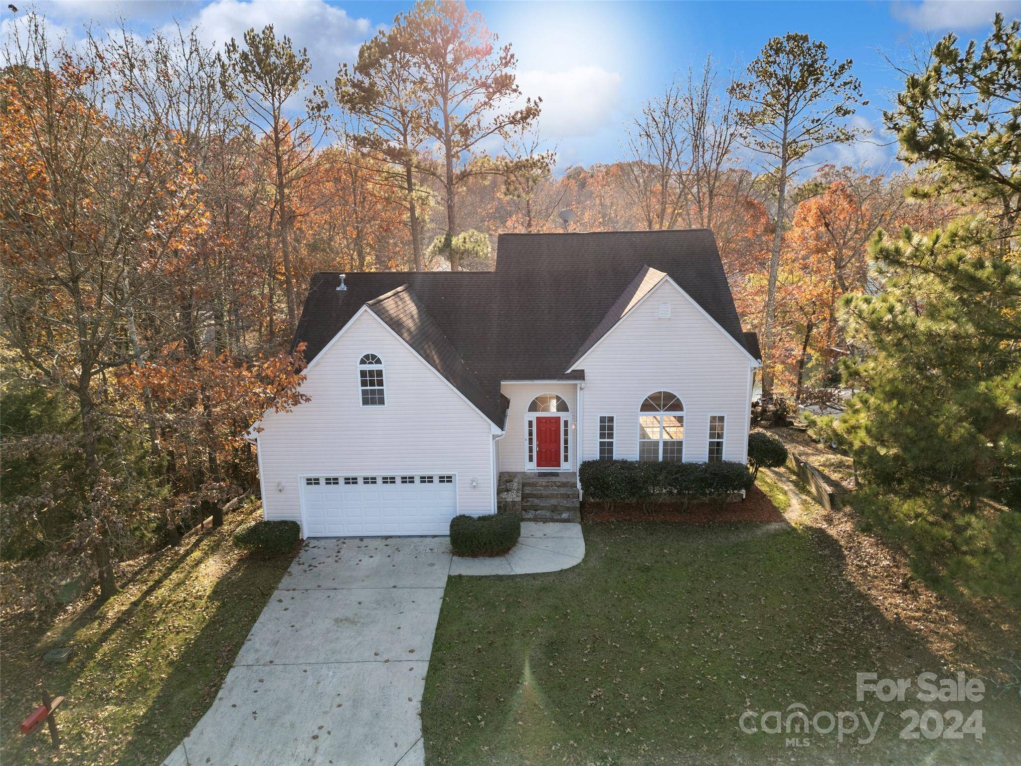 Tega Cay, SC 29708,9066 Tulagi CT