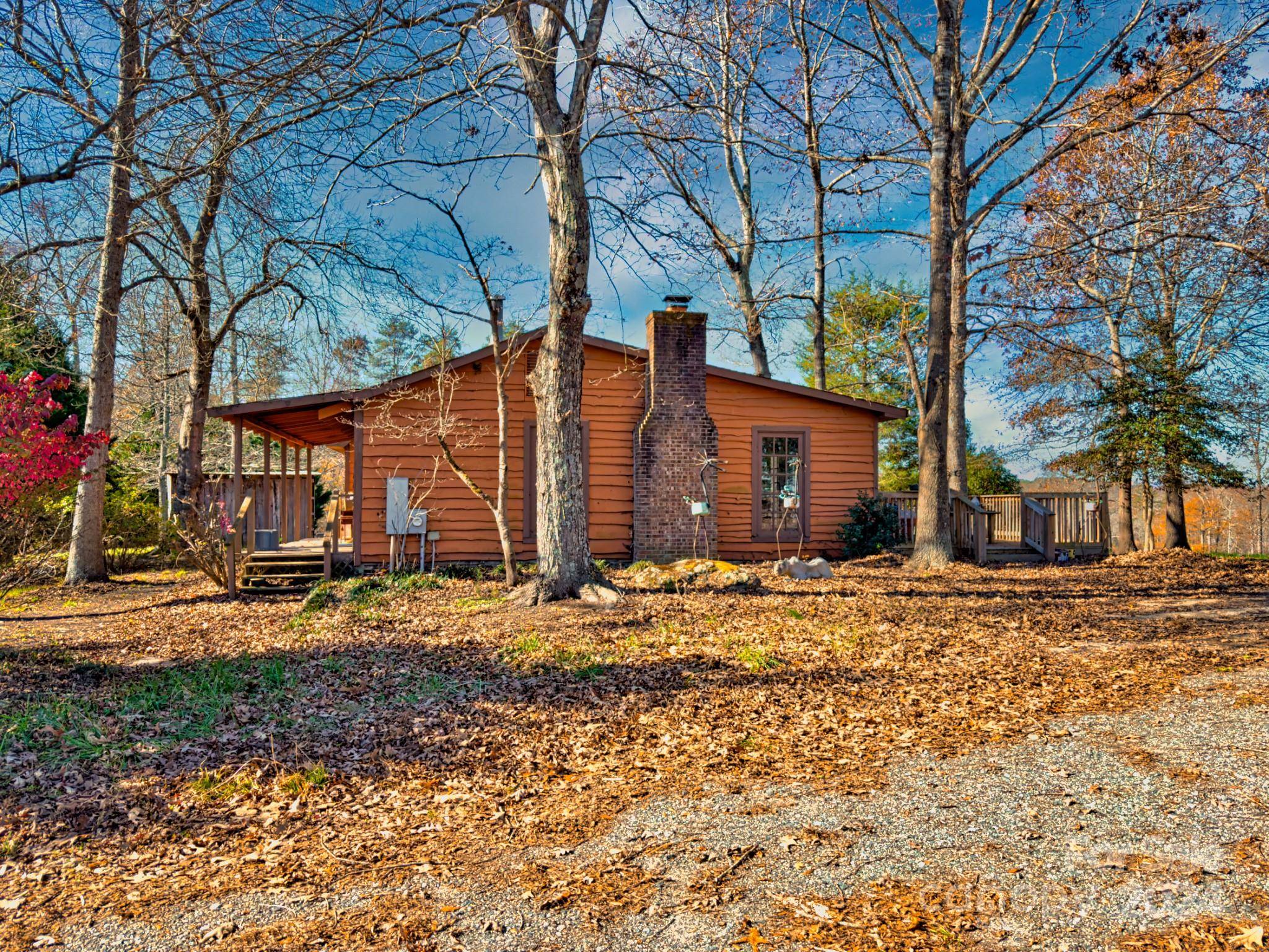 Rutherfordton, NC 28139,426 Jonas RD