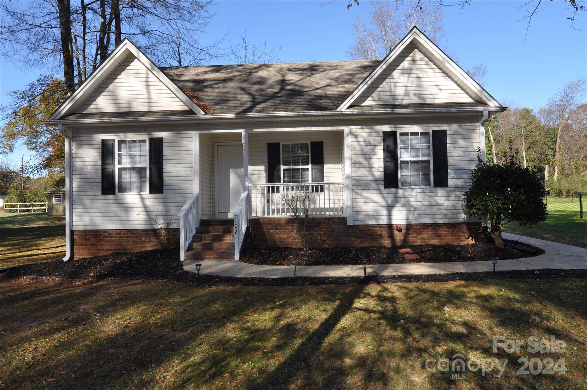 Chester, SC 29706,102 Hardin ST #2