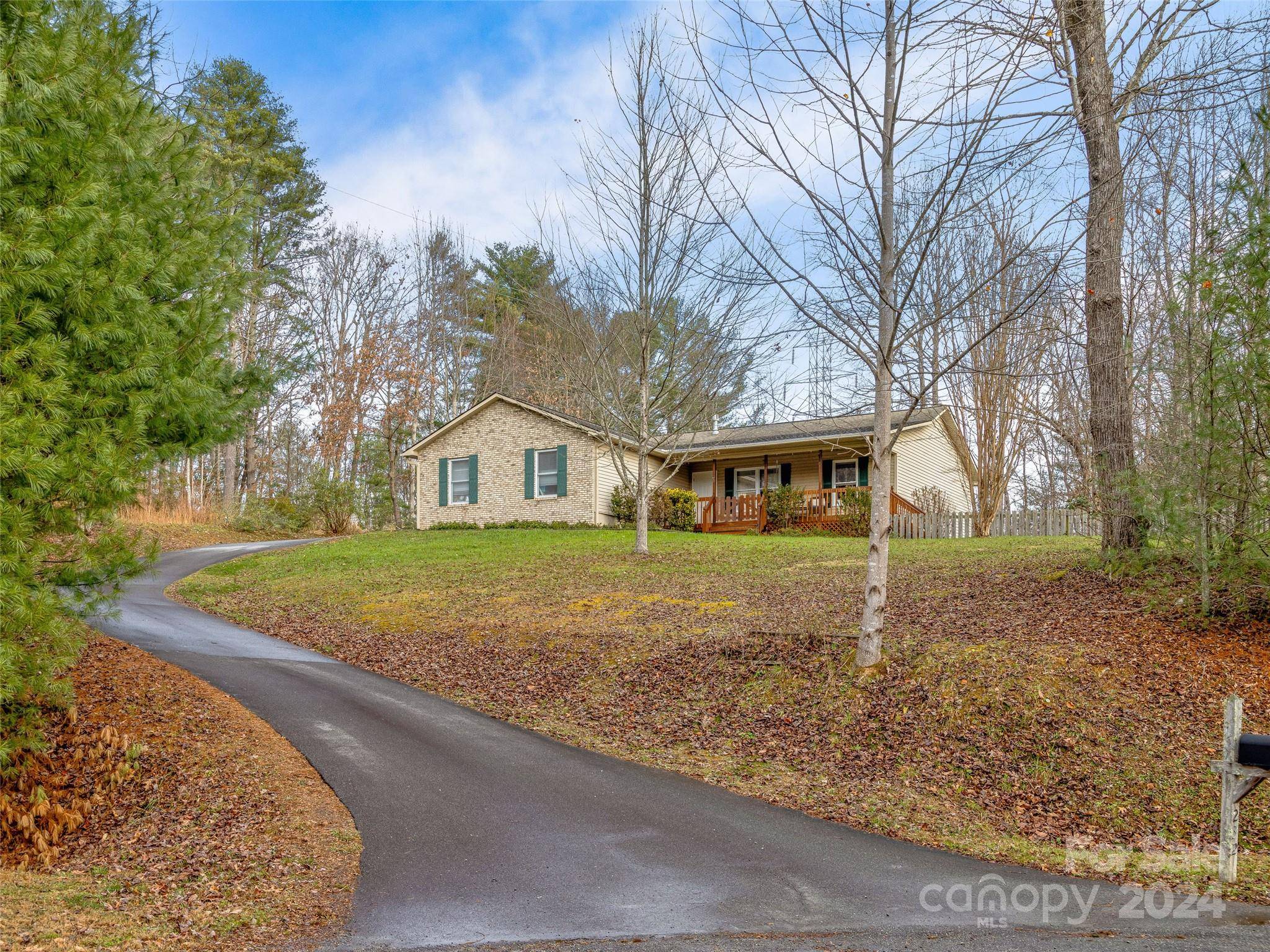 Horse Shoe, NC 28742,232 Katie Jane DR