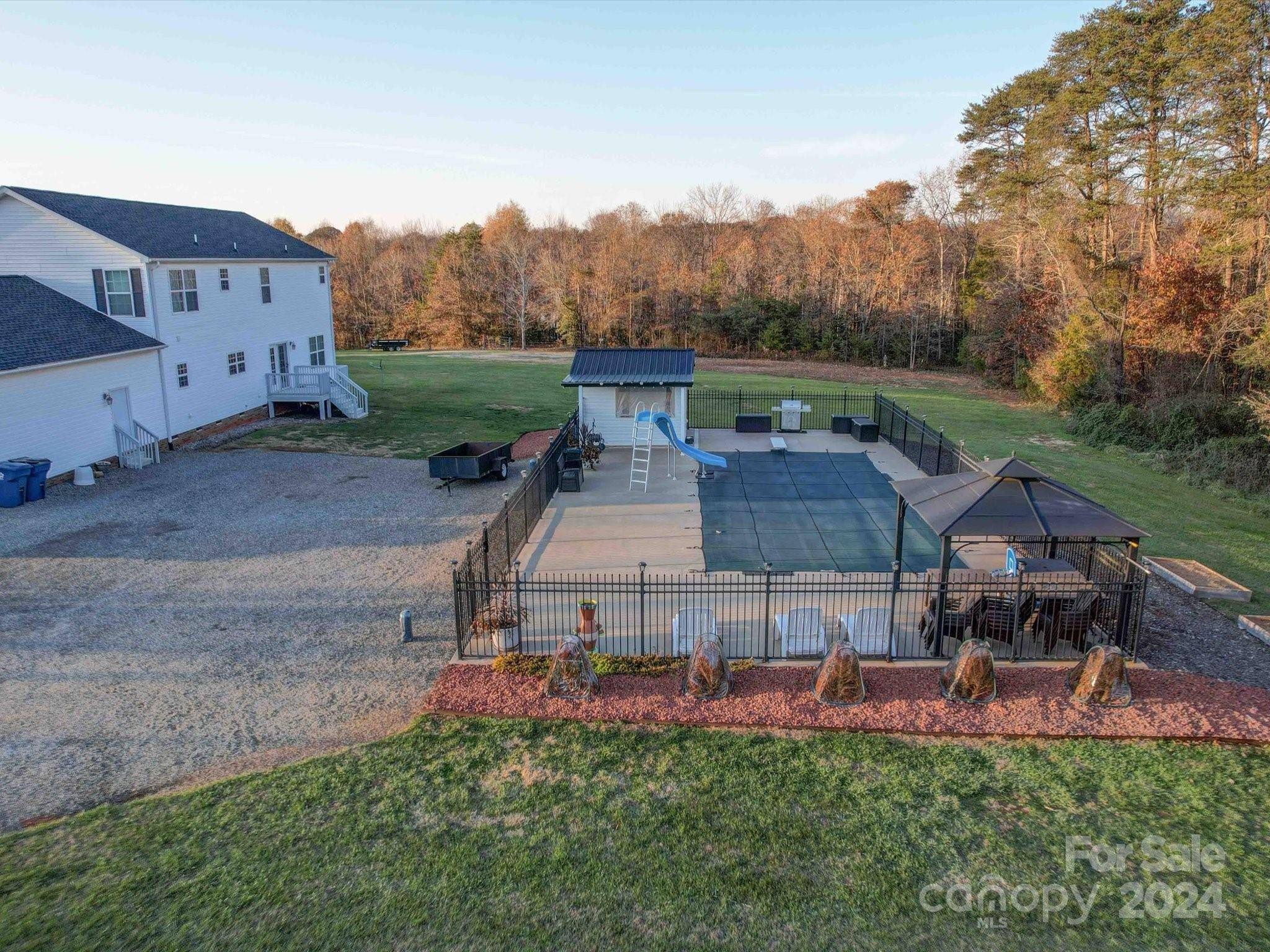 Stony Point, NC 28678,230 Primrose DR