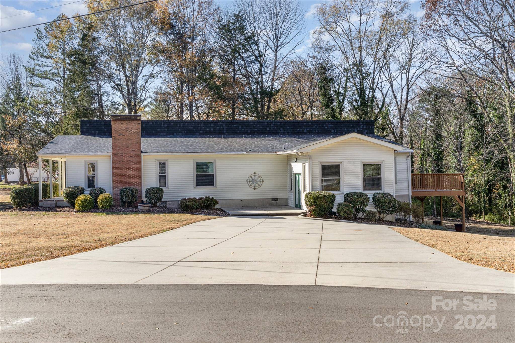 Concord, NC 28025,161 Eastcliff DR SE