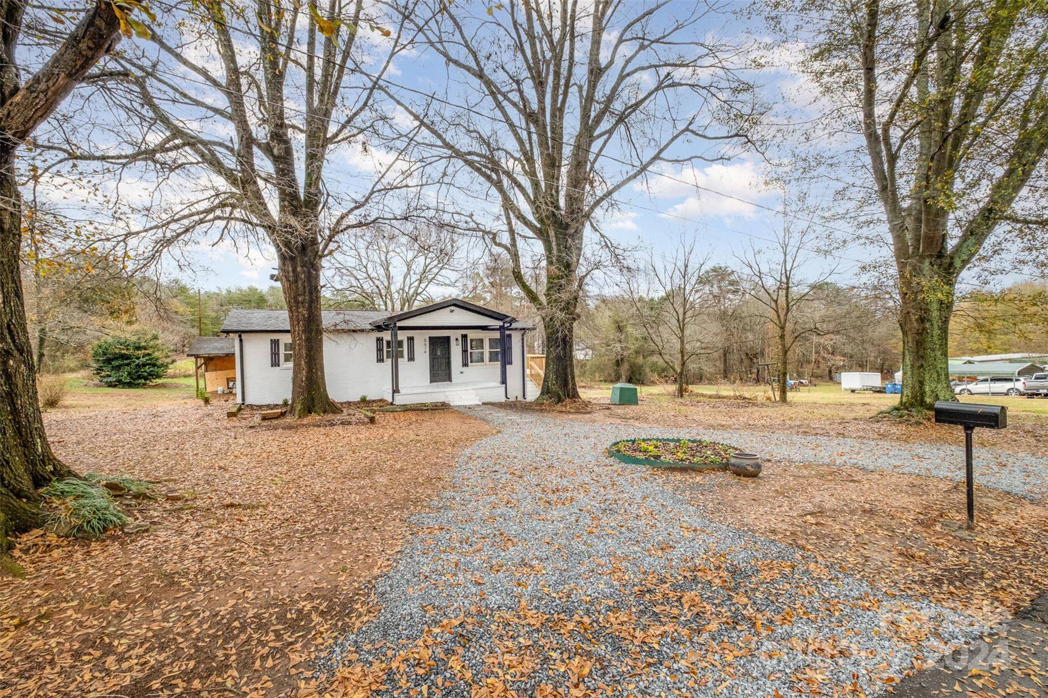 Conover, NC 28613,5674 Alan D Good LN