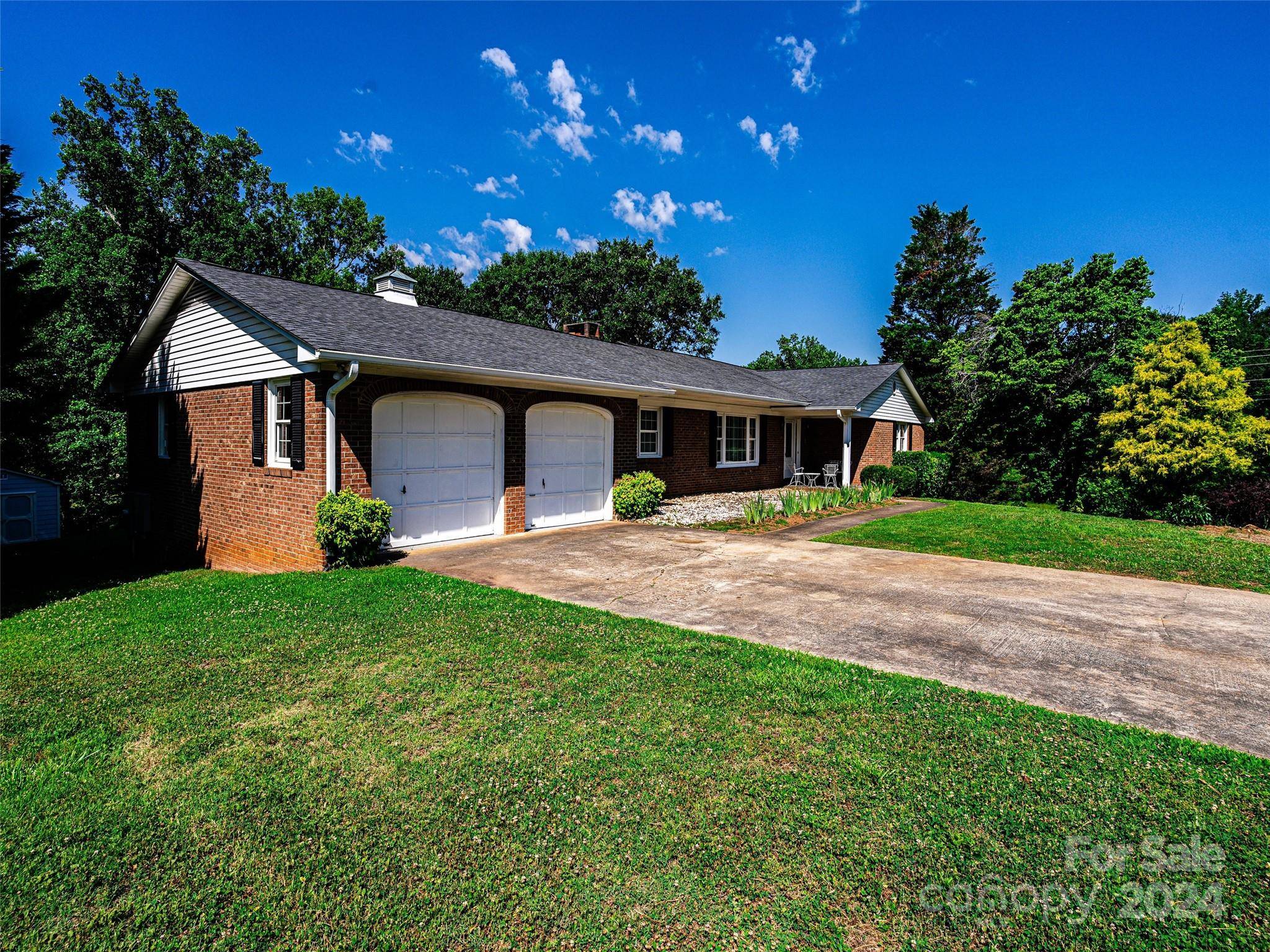 Gaffney, SC 29341,100 Shalimar DR