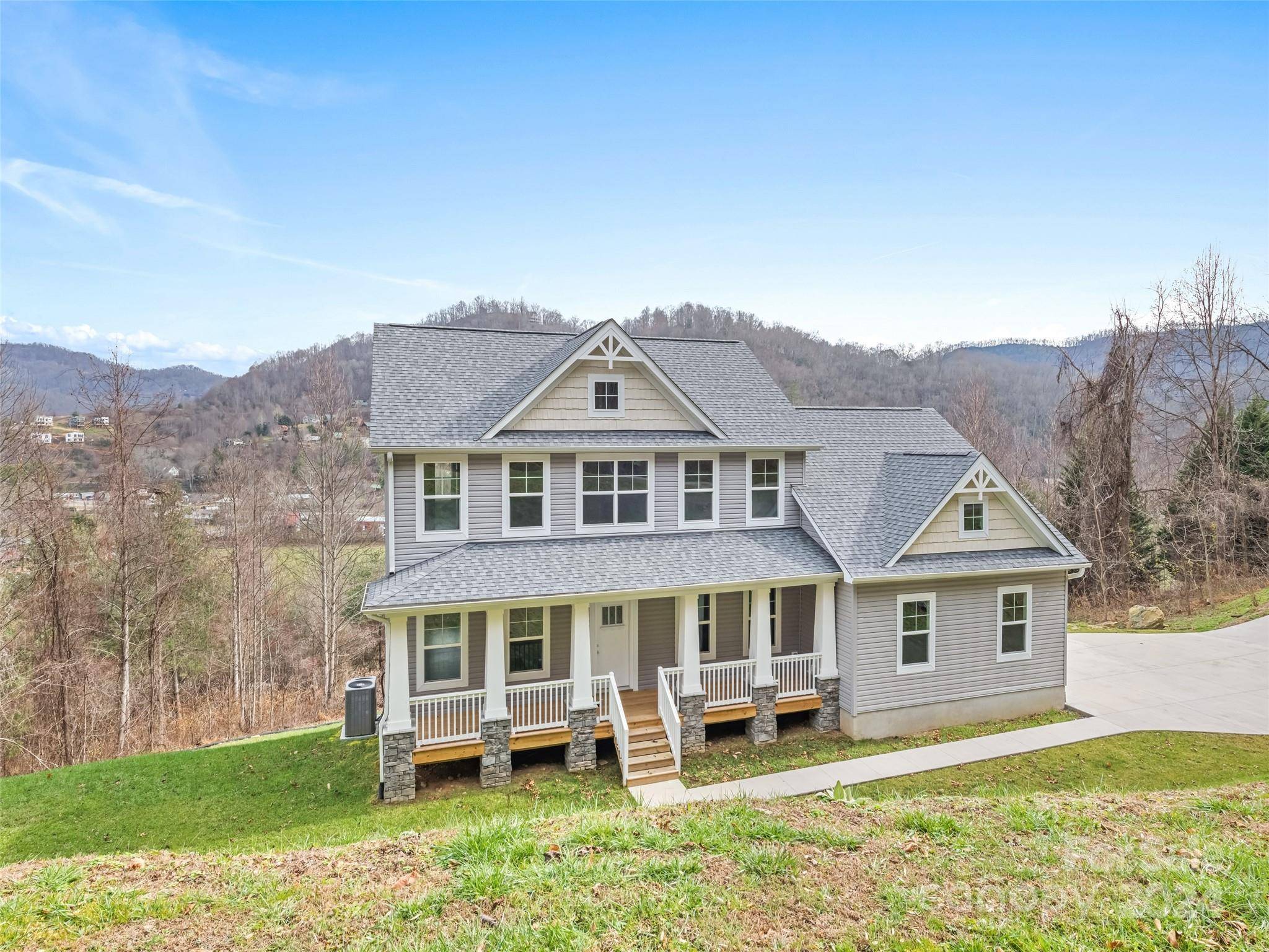 Waynesville, NC 28785,140 Mayflower CT