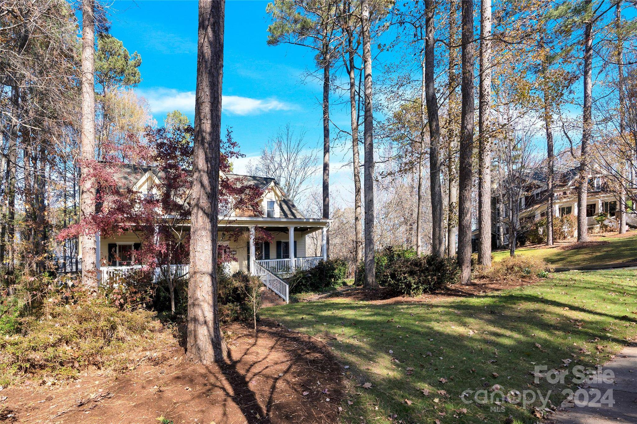 Davidson, NC 28036,917 Patrick Johnston LN