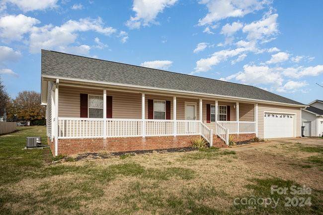 Statesville, NC 28625,112 Hayworth LN