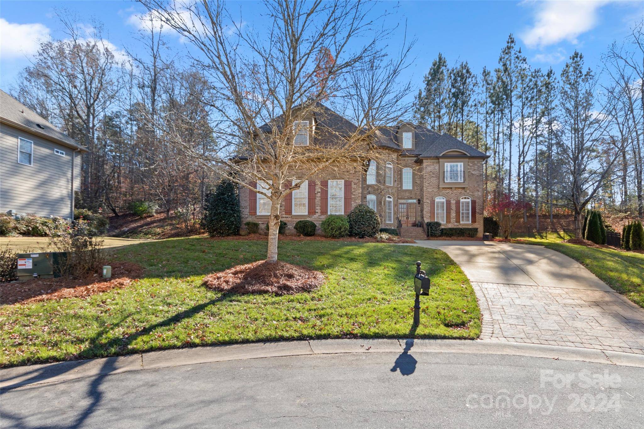 Fort Mill, SC 29707,10121 Enfield CT