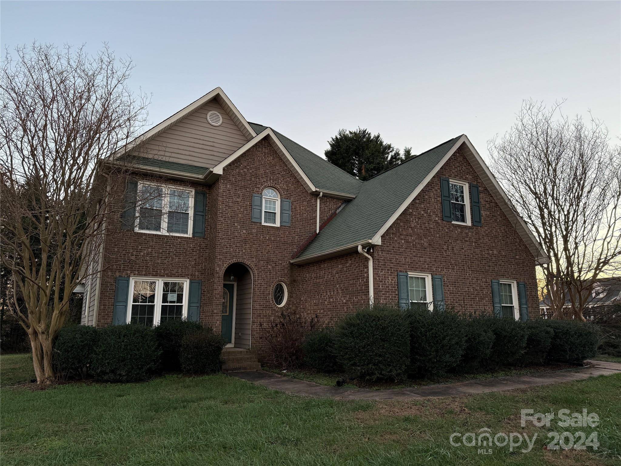 Shelby, NC 28152,100 Southern Pines DR