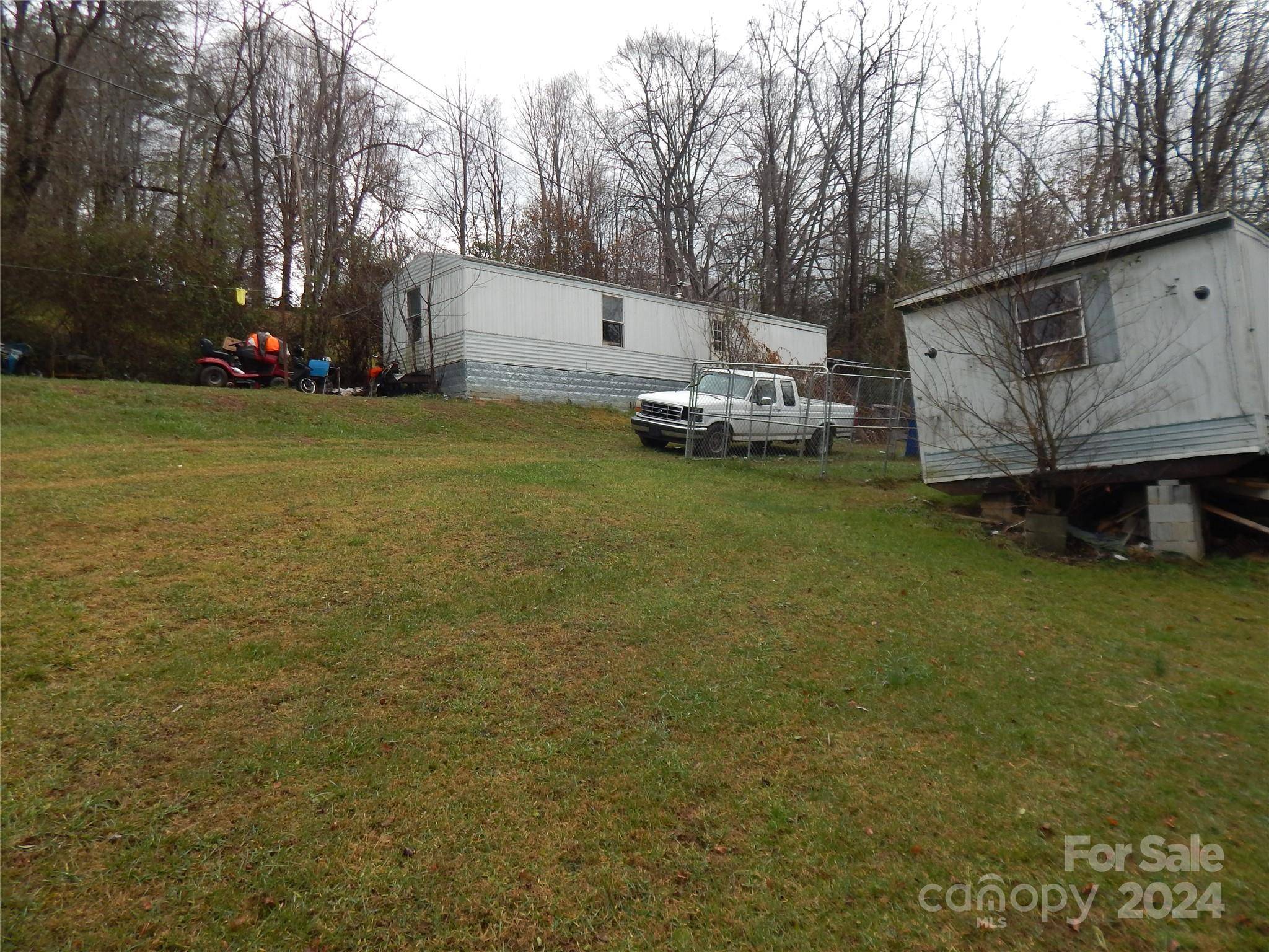 Waynesville, NC 28786,3 Patrick DR