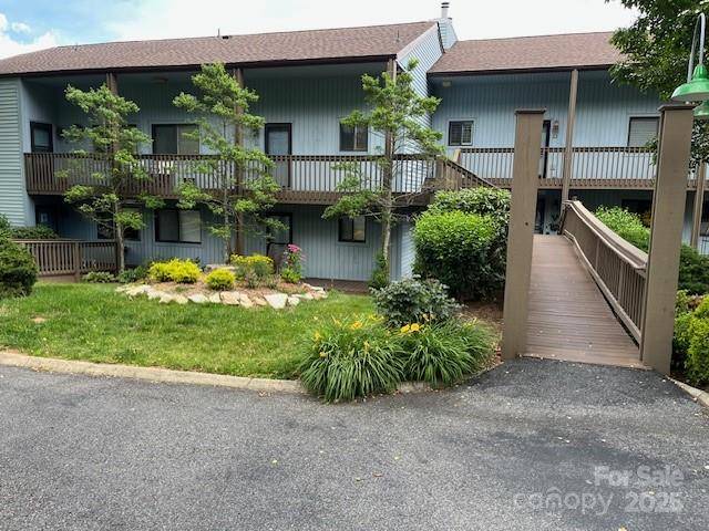 Waynesville, NC 28786,87 Willow RD #D10