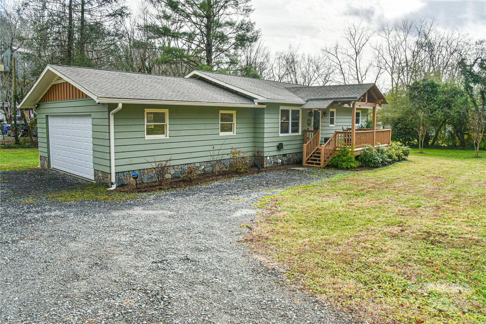 Asheville, NC 28805,455 New Haw Creek RD