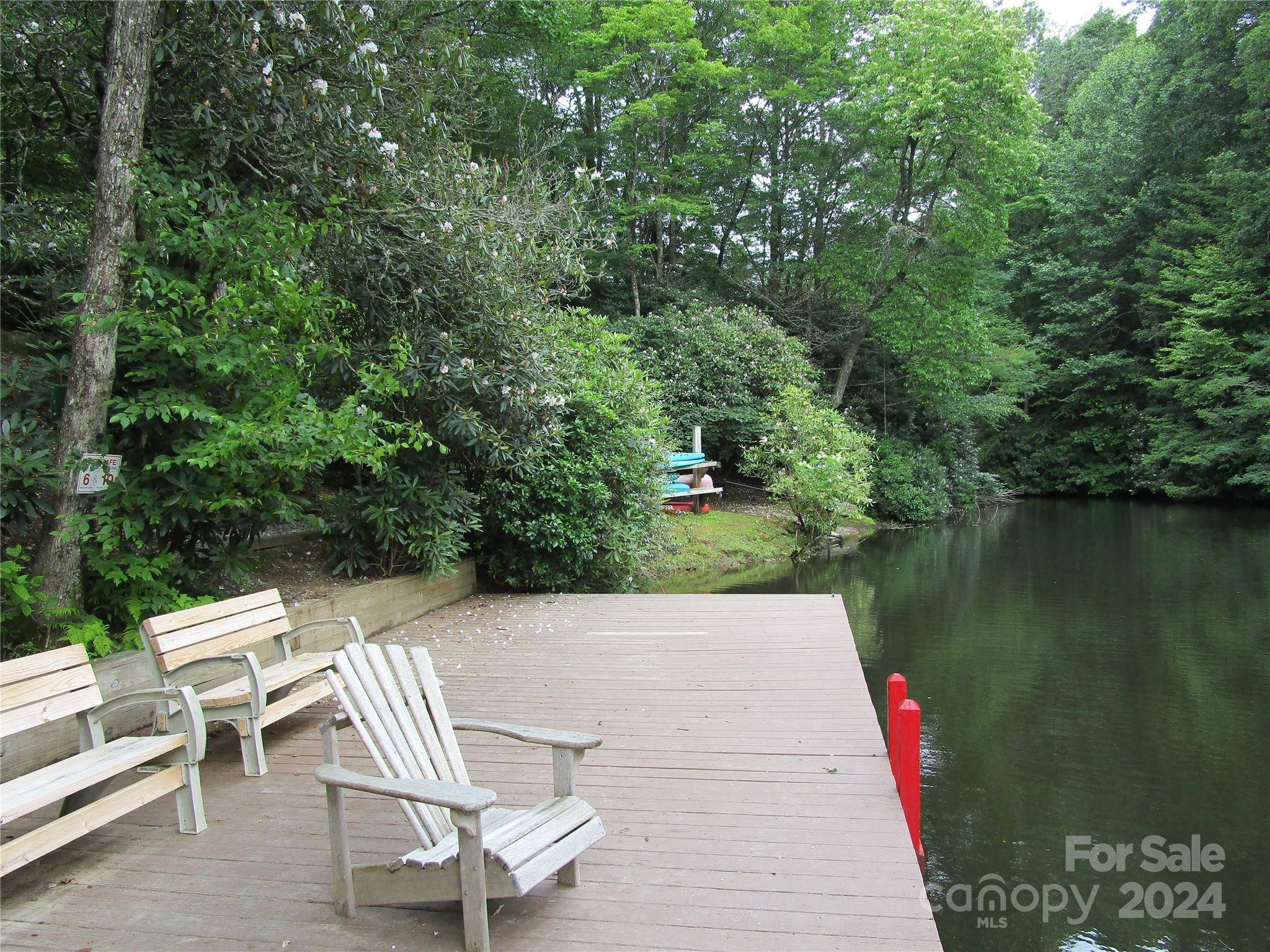 Lake Toxaway, NC 28747,21 Indian Lake RD #21