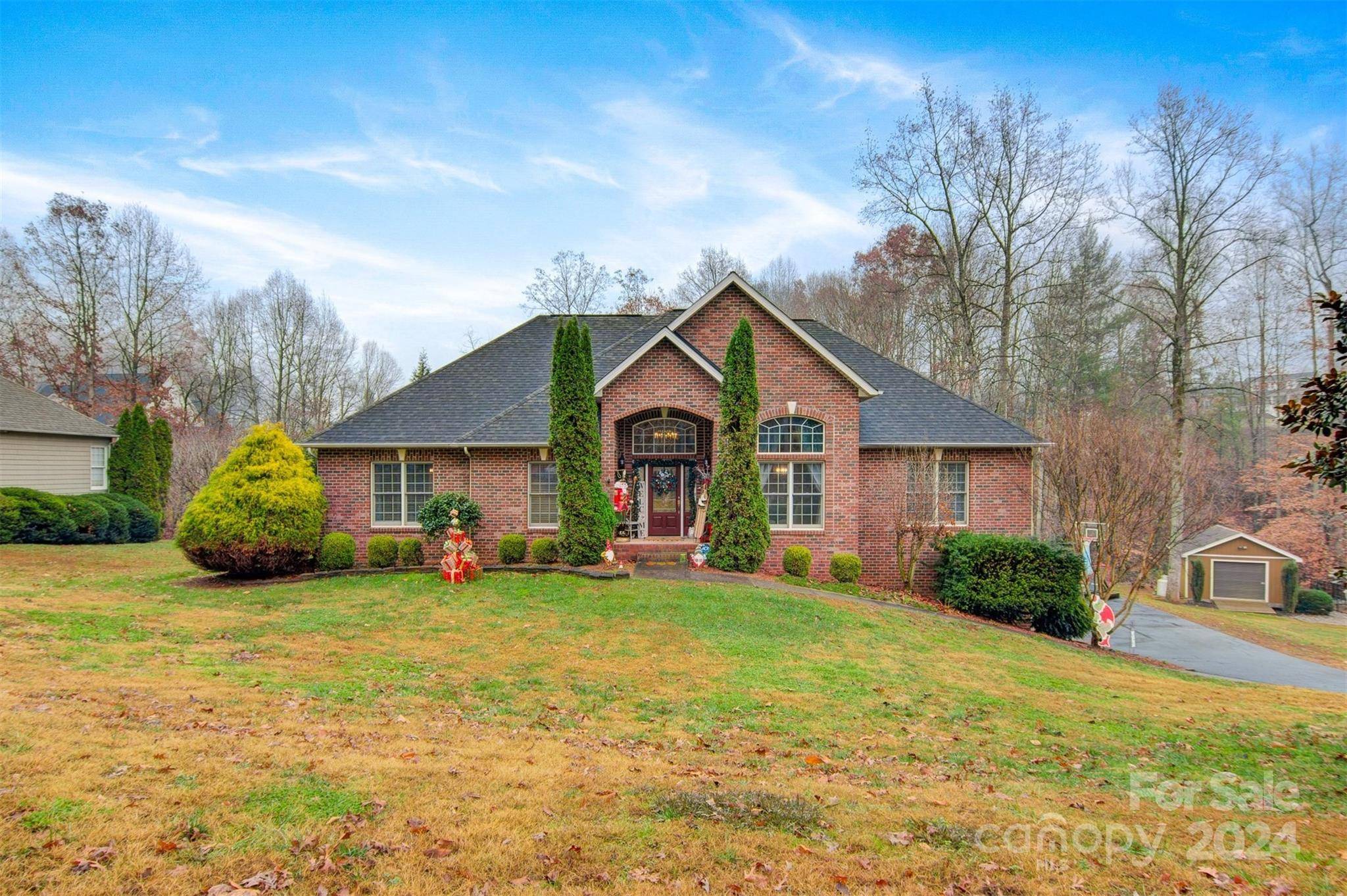 Hickory, NC 28602,1114 Waterford DR