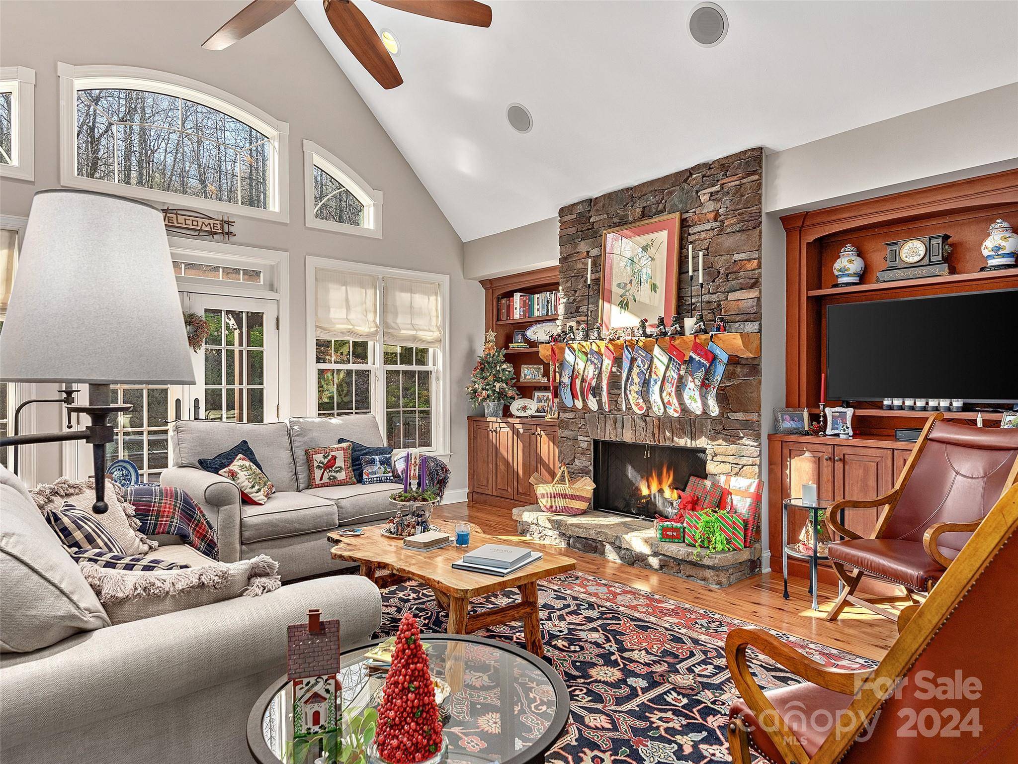 Zirconia, NC 28790,318 Freedom Trail CT