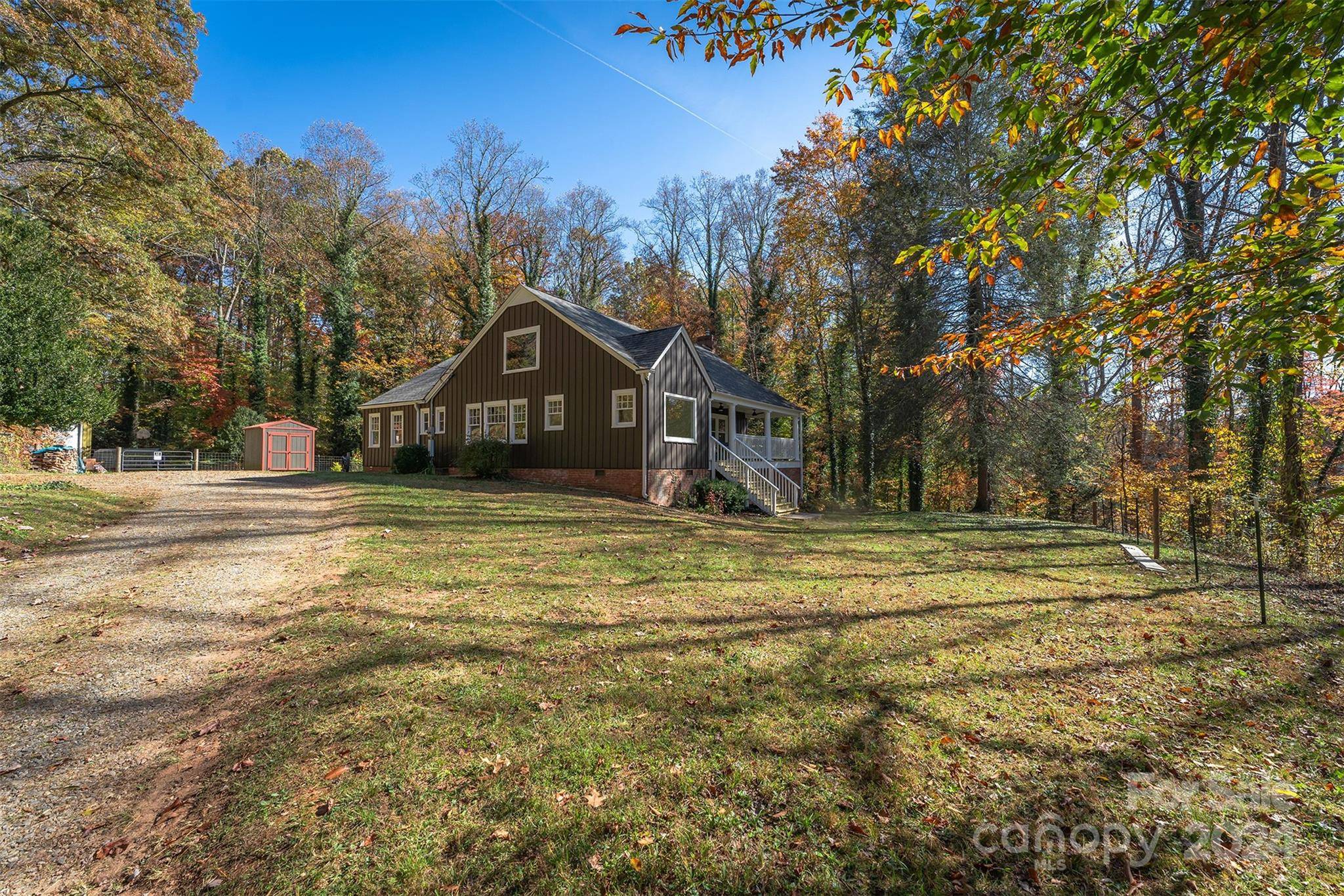 Candler, NC 28715,130 Brooks Cove RD