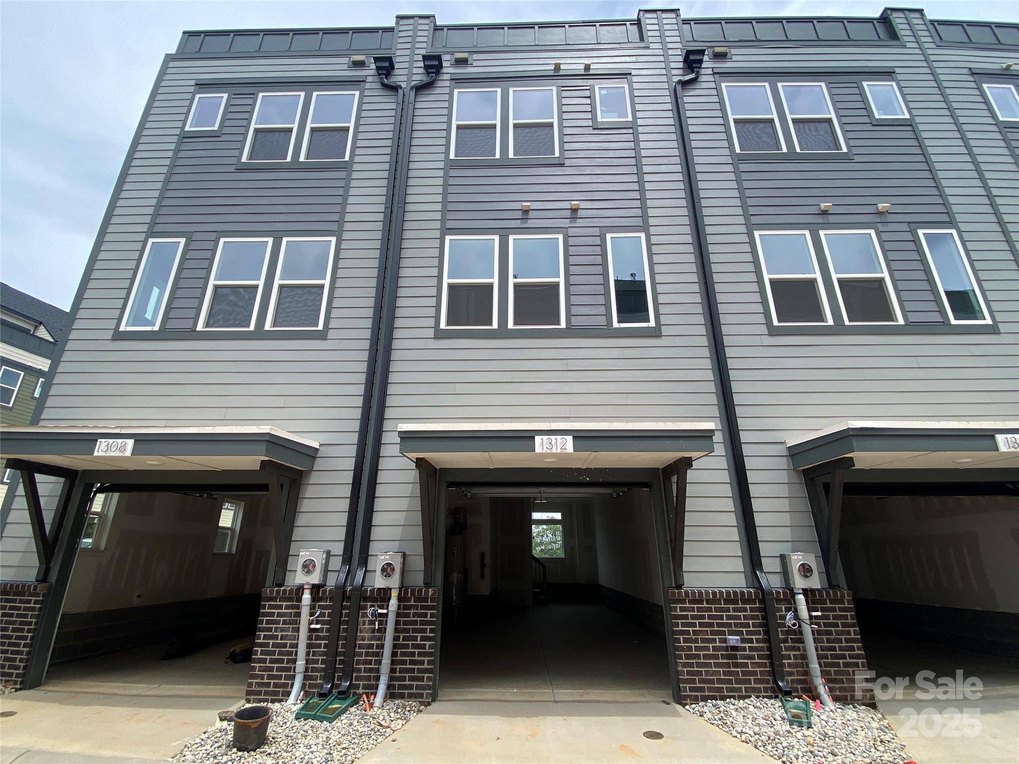 Charlotte, NC 28206,1312 Walter Taylor WAY #EQX0104