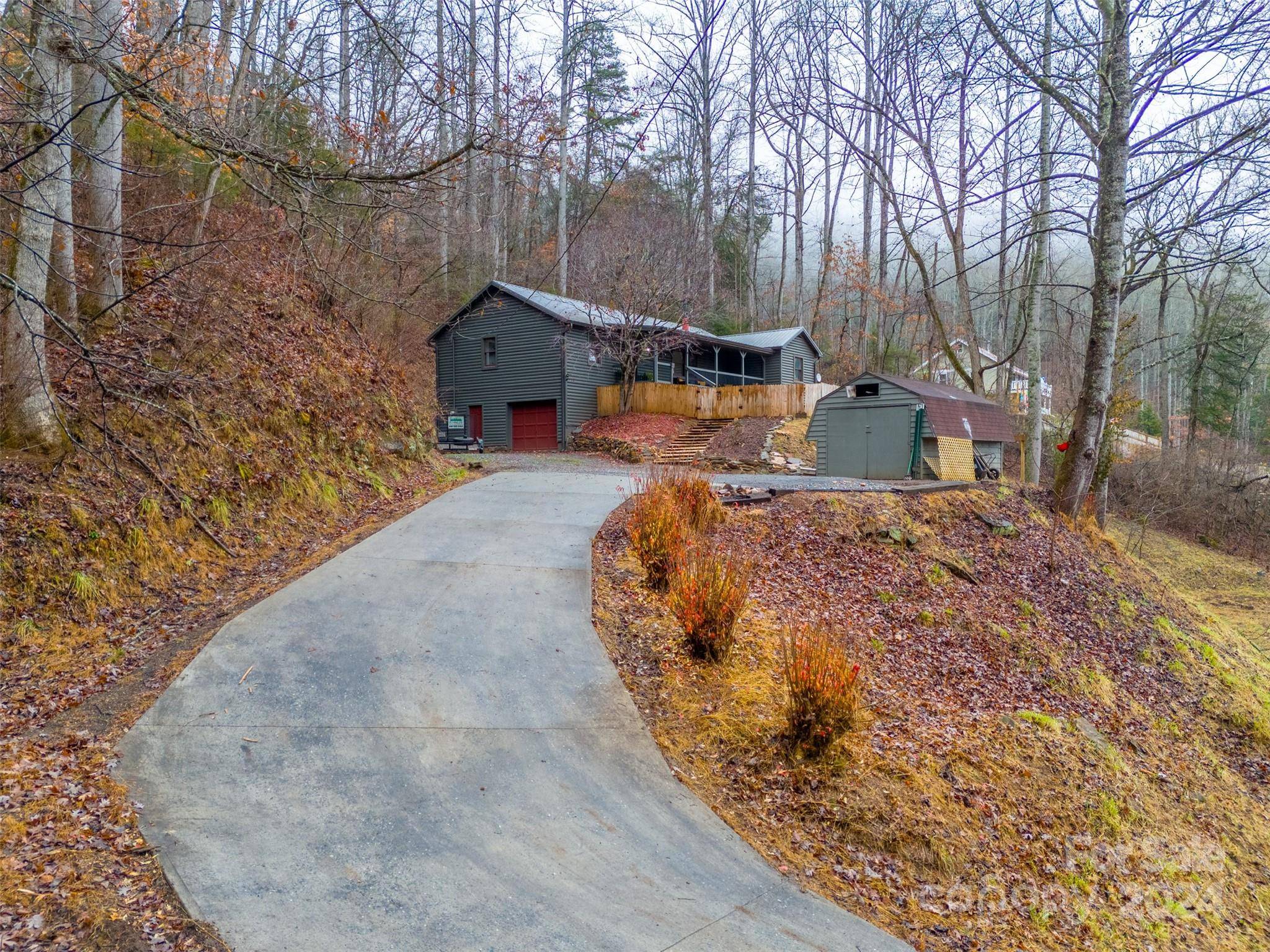 Cullowhee, NC 28723,86 Tumbleweed TRL