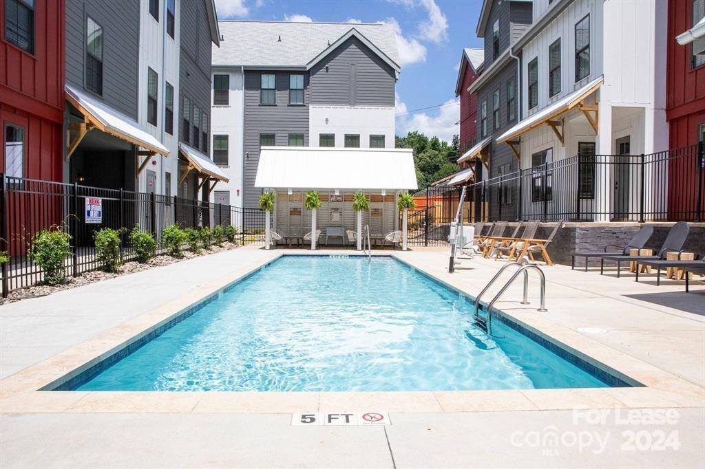 Charlotte, NC 28205,2925 Commonwealth AVE #C2