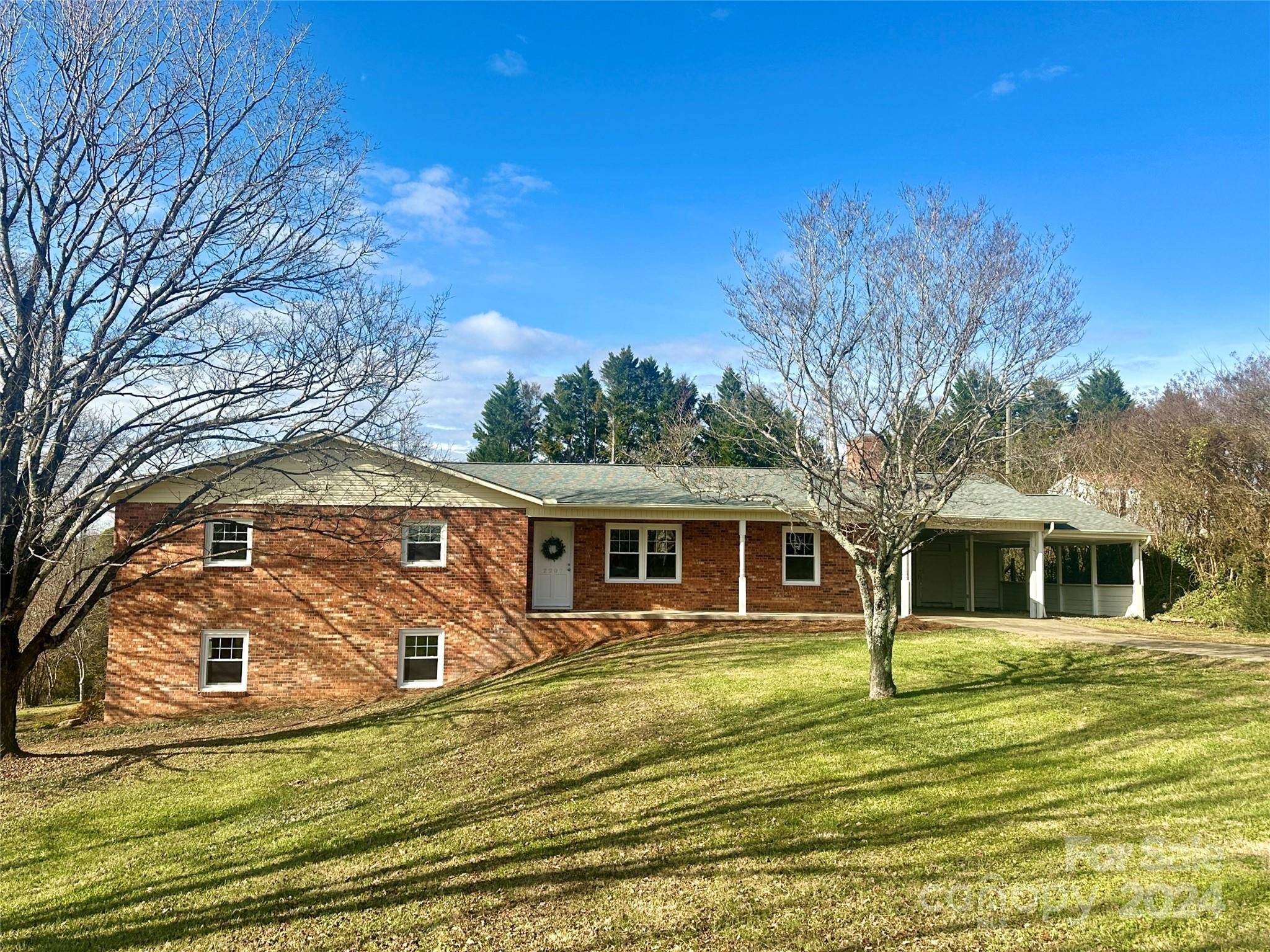 Hudson, NC 28638,2207 Olde Well RD SE