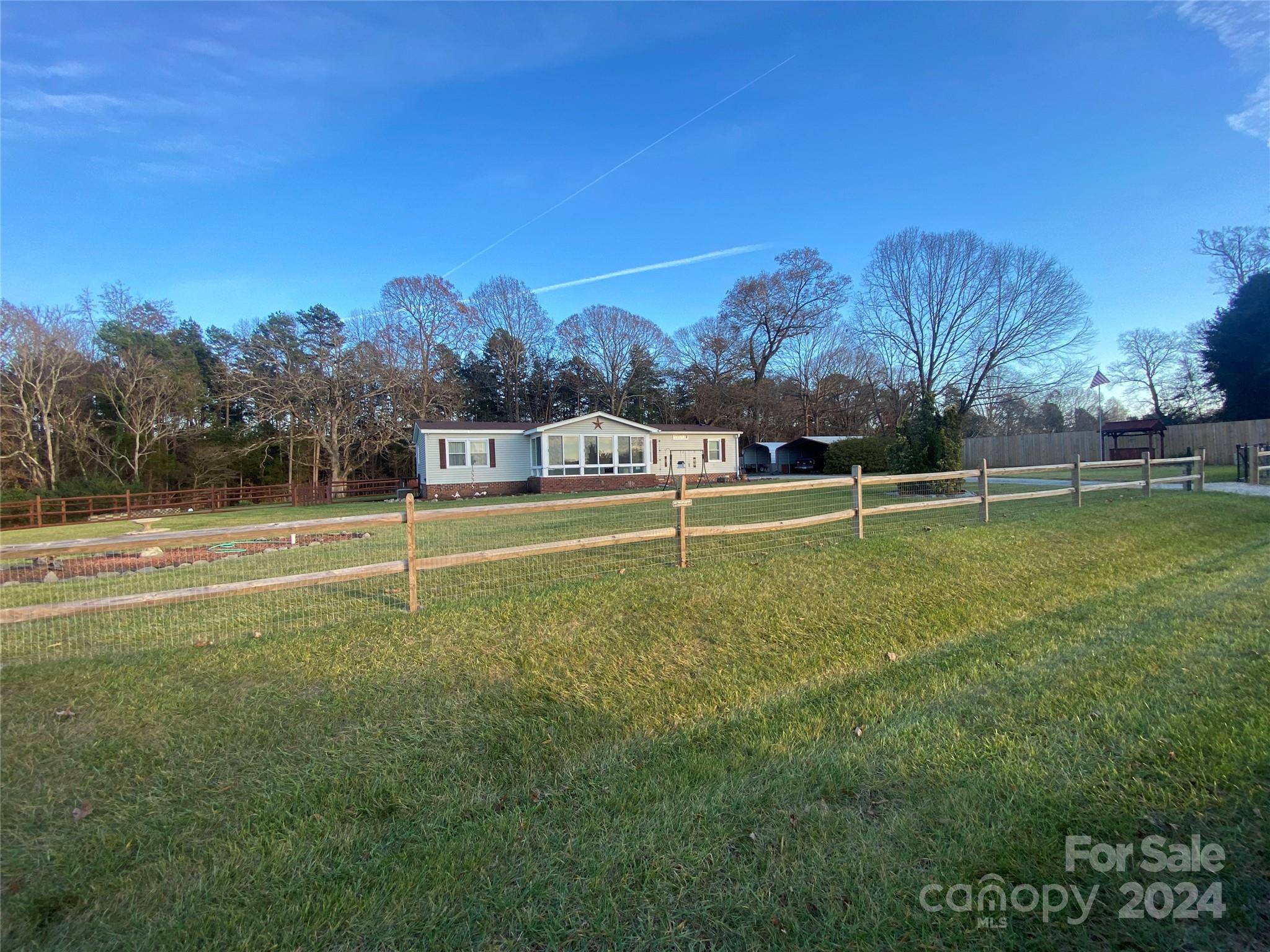 Salisbury, NC 28147,126 Beechwood DR