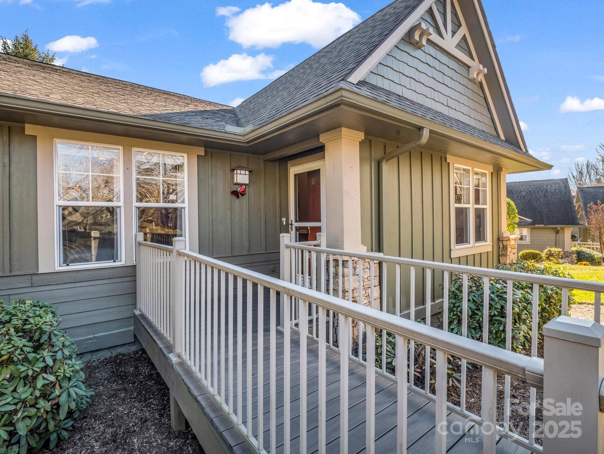 Hendersonville, NC 28792,603 Fox Den CT