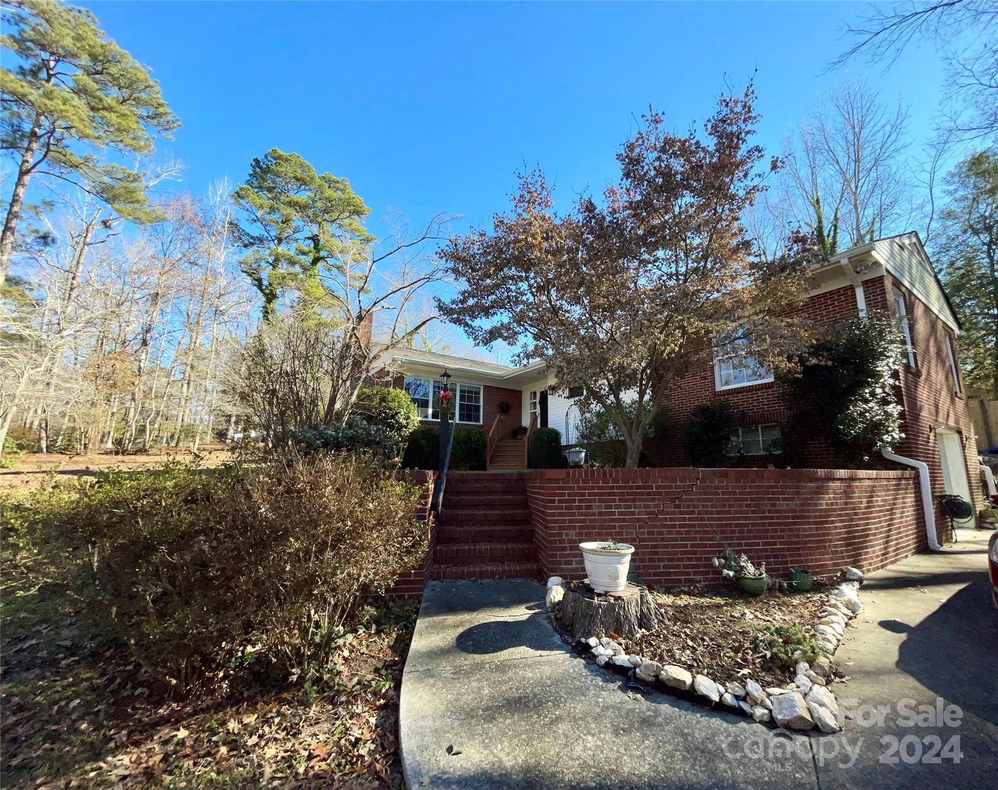 Kershaw, SC 29067,511 W Stevens DR